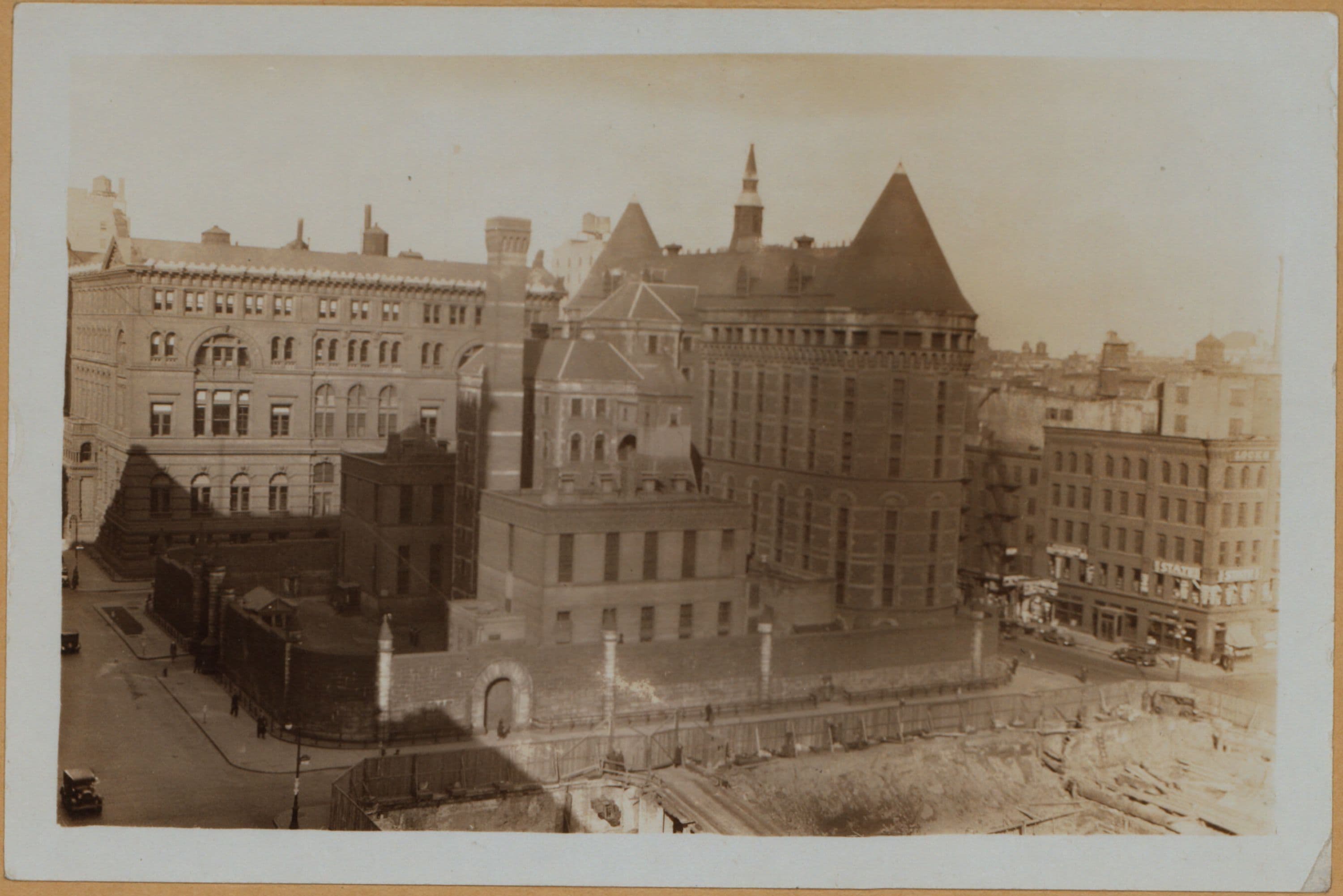 Manhattan: Leonard Street - Lafayette Street