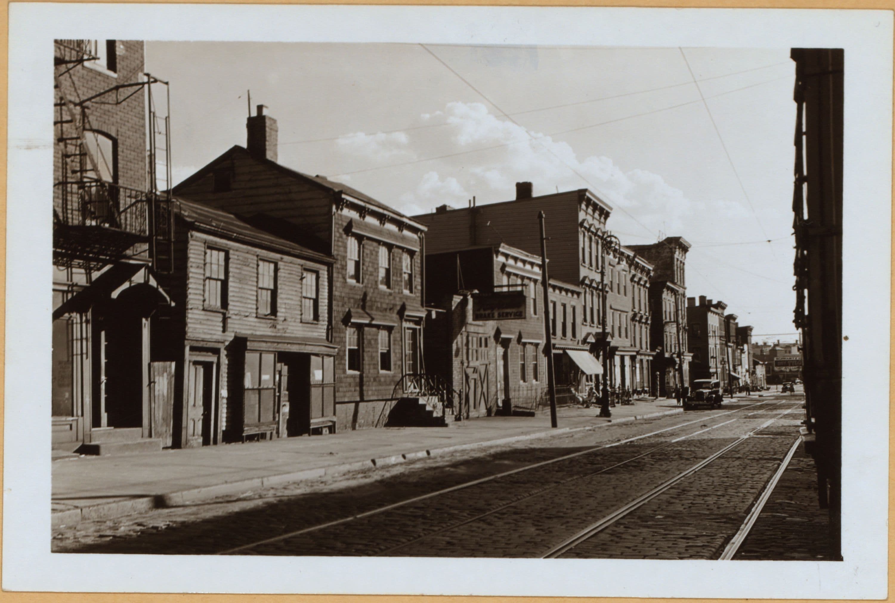 Brooklyn: Meeker Avenue - Humboldt Street