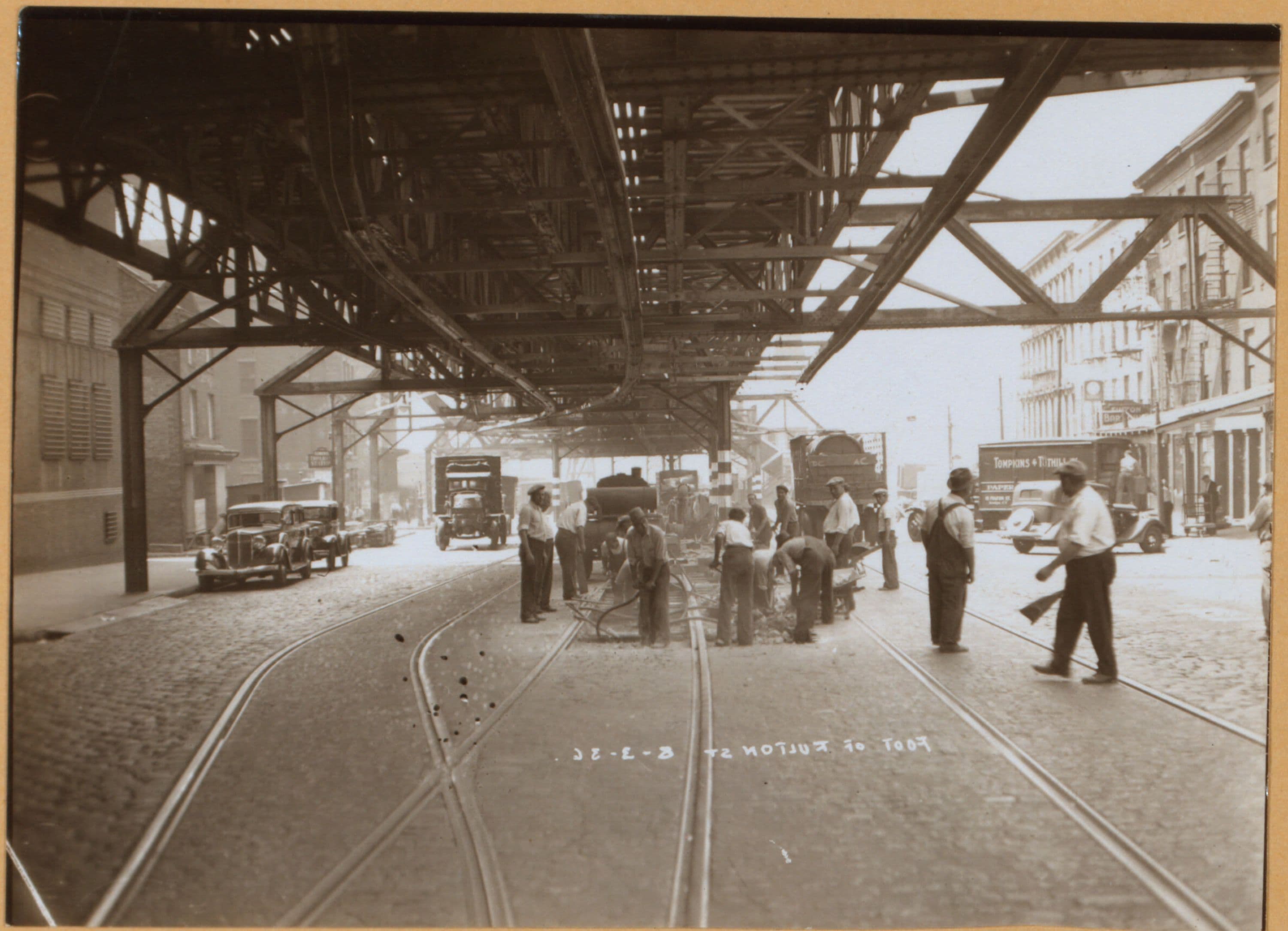 Brooklyn: Fulton Street - Hicks Street