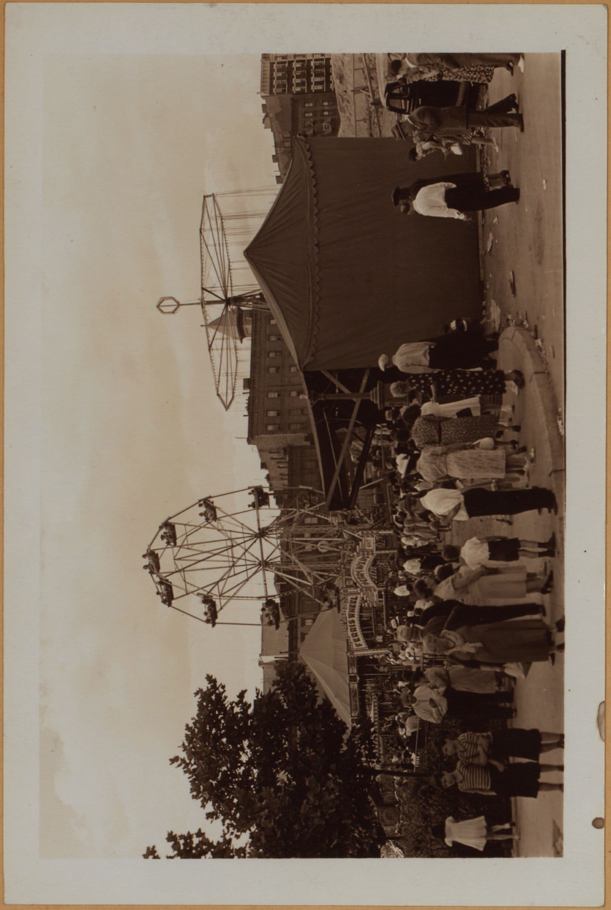 Manhattan: 114th Street (East) - East River Drive
