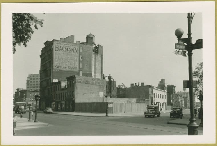 Carlton Avenue - Fulton Street, southeast corner