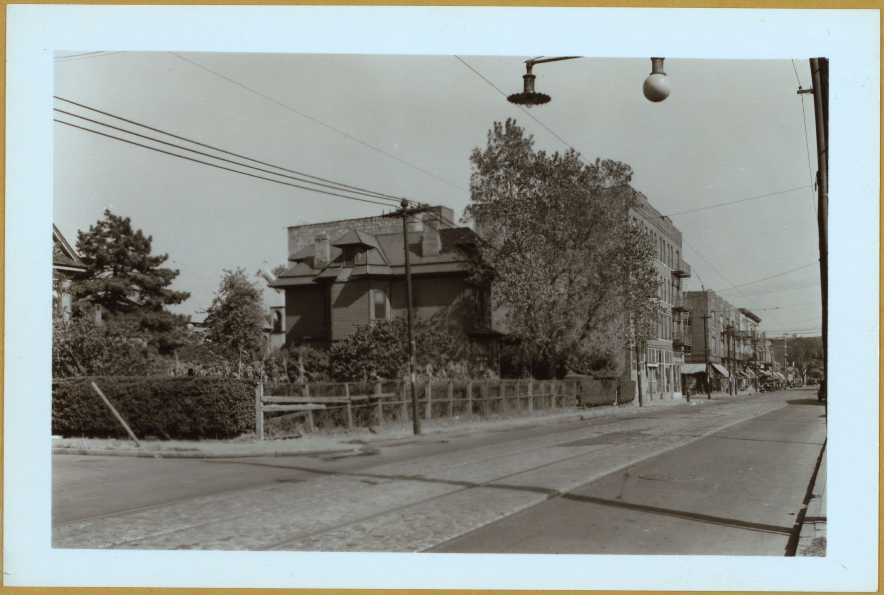 Brooklyn: Neptune Avenue - Hicks Street