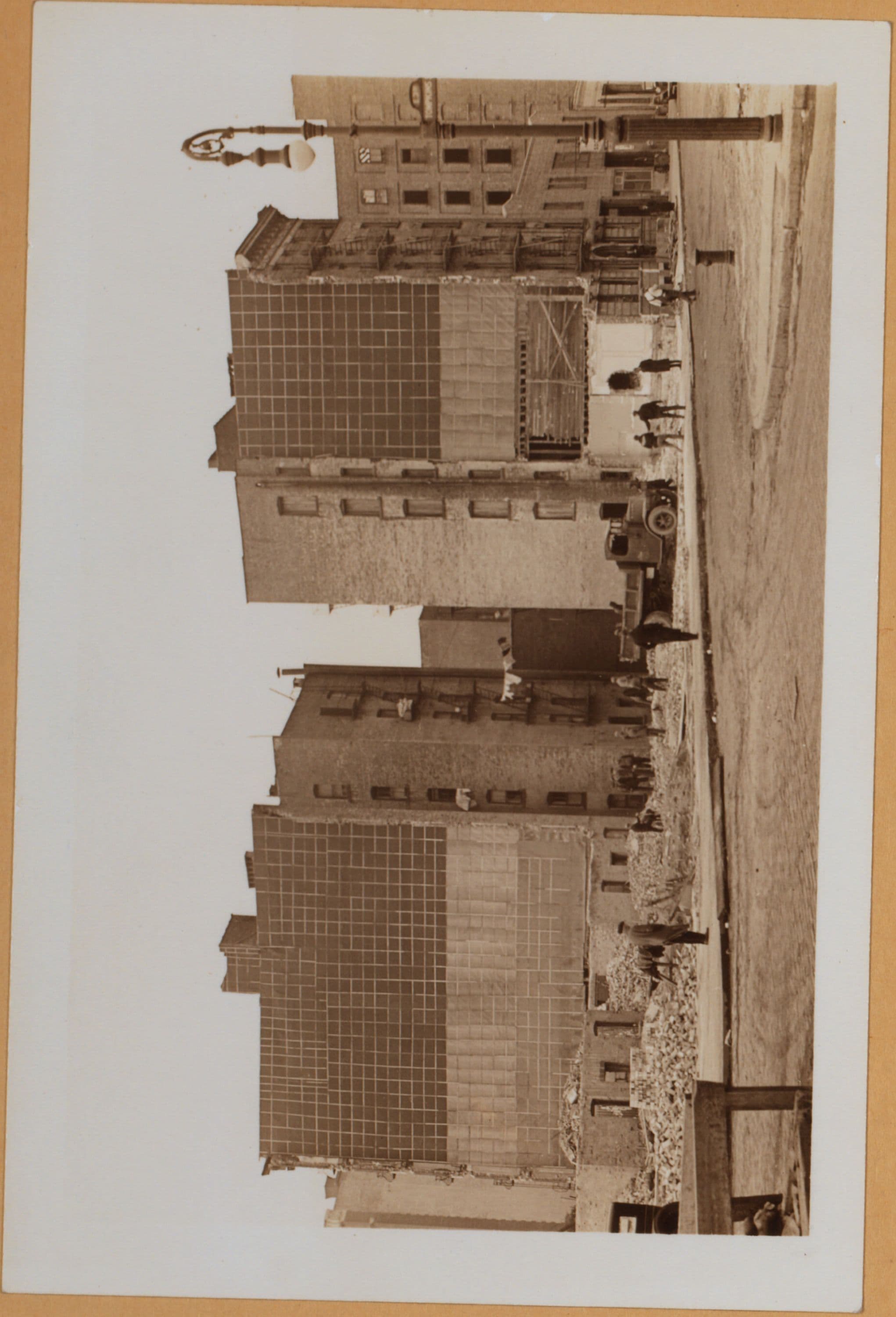 Manhattan: 3rd Street (East) - Tompkins Street