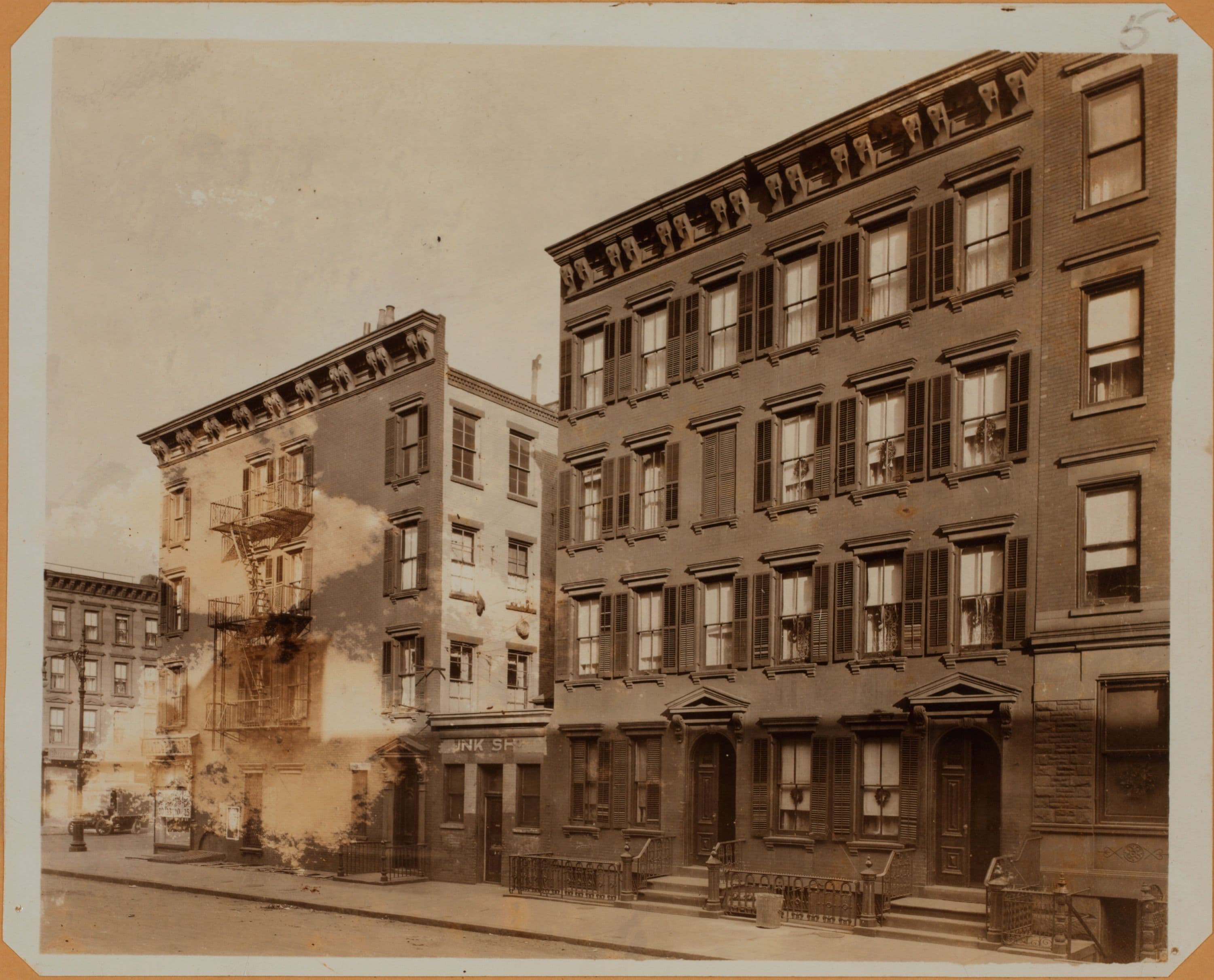 Manhattan: 49th Street (West) - 10th Avenue