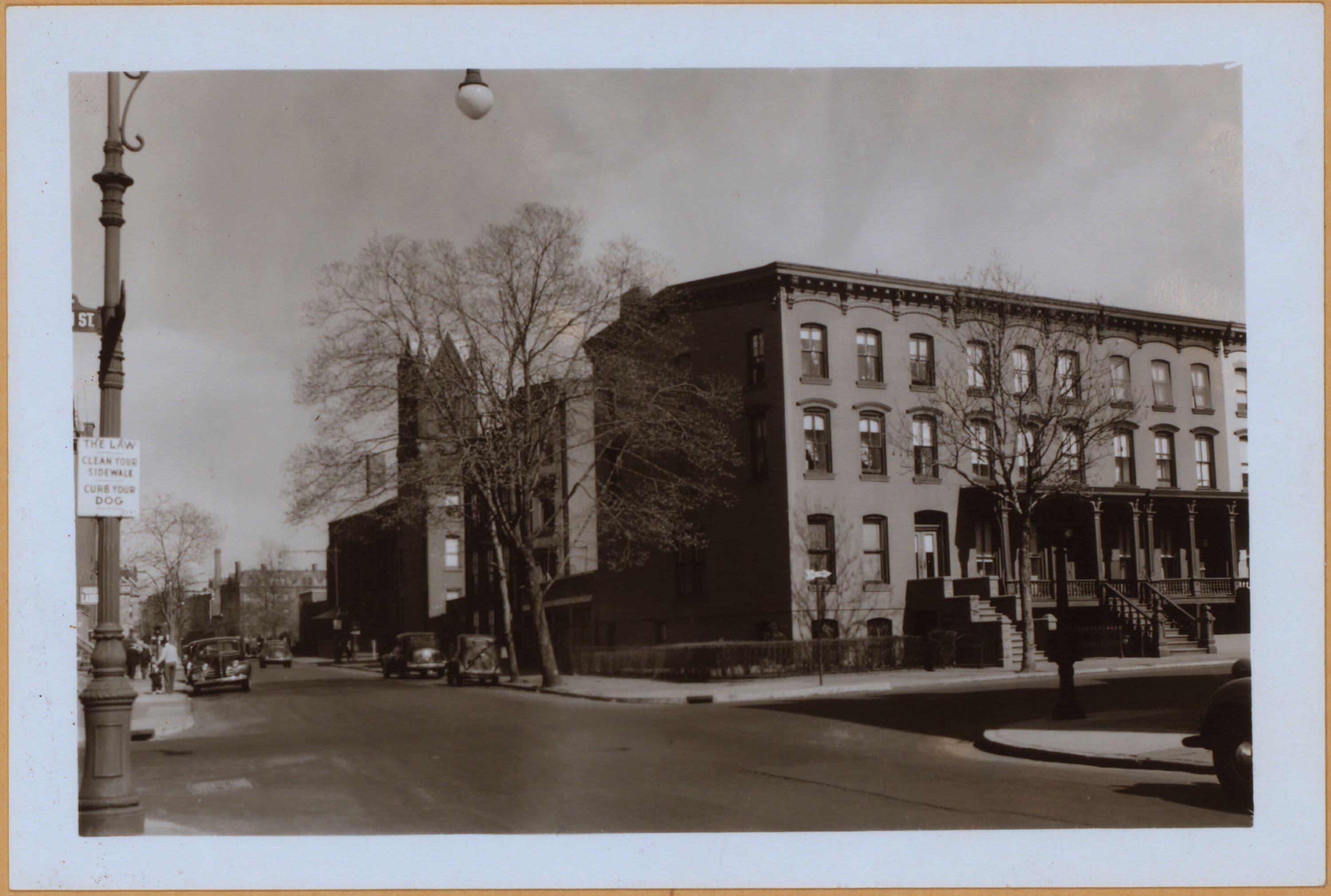 Brooklyn: Adelphi Street - Willoughby Avenue, 1940-04-27