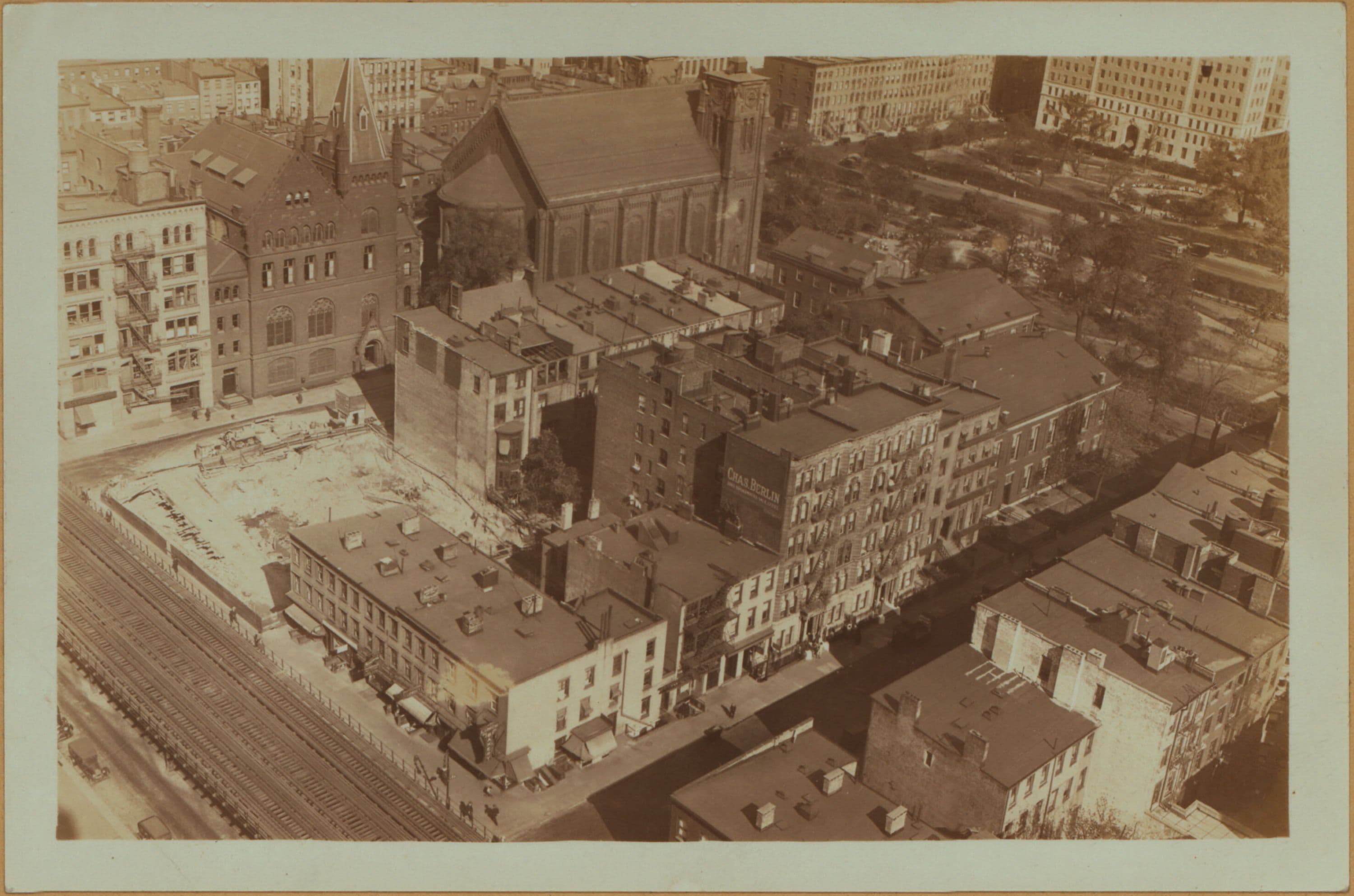 General view - [Manhattan - Irving Place - 15th Street (Southeast) - Between 3rd Avenue and Union Square.]