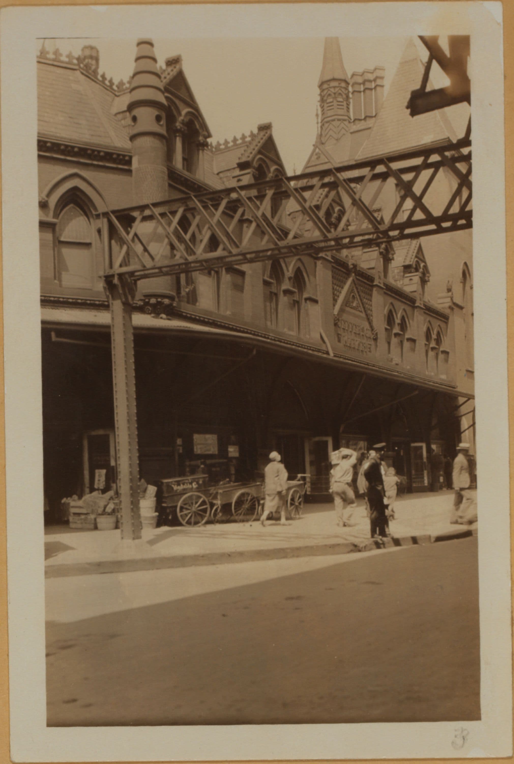 Manhattan: 6th Avenue - 8th Street