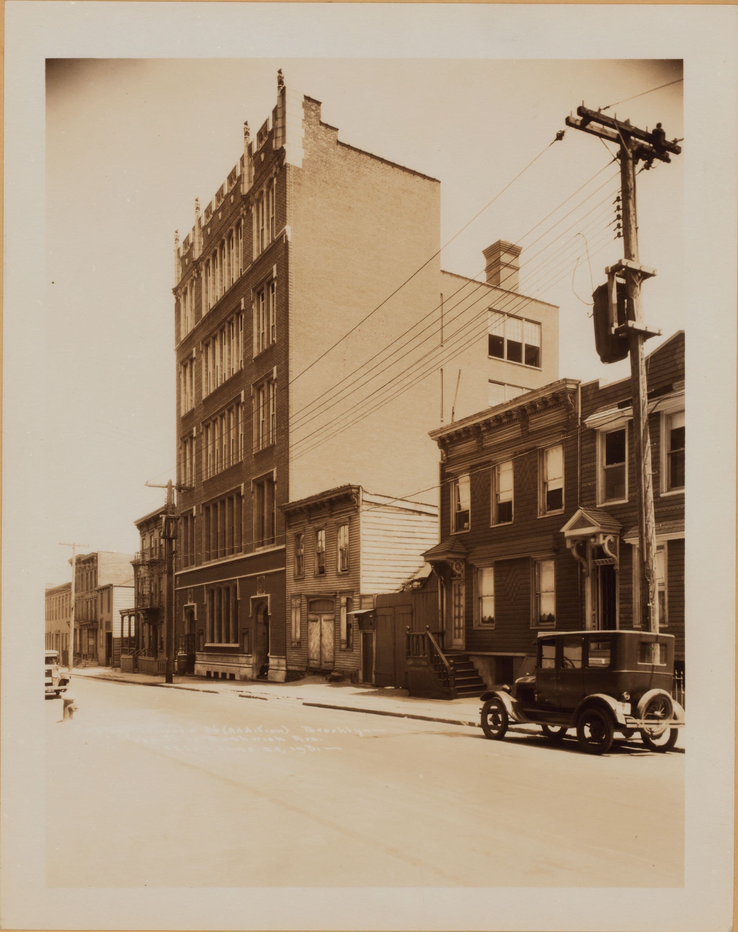 Brooklyn: Stagg Street - Bushwick Avenue