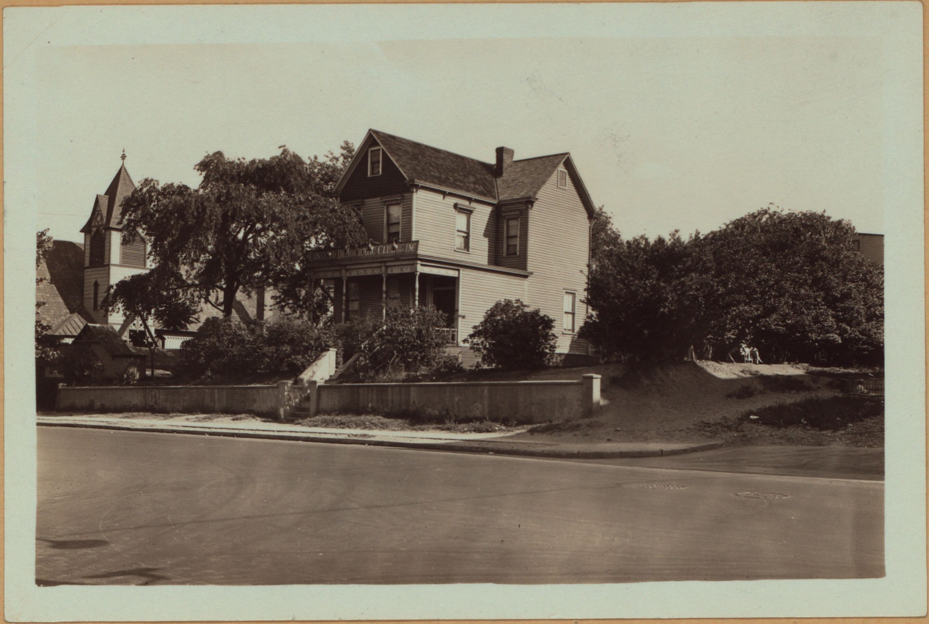 Queens: 39th Avenue - 60th Street