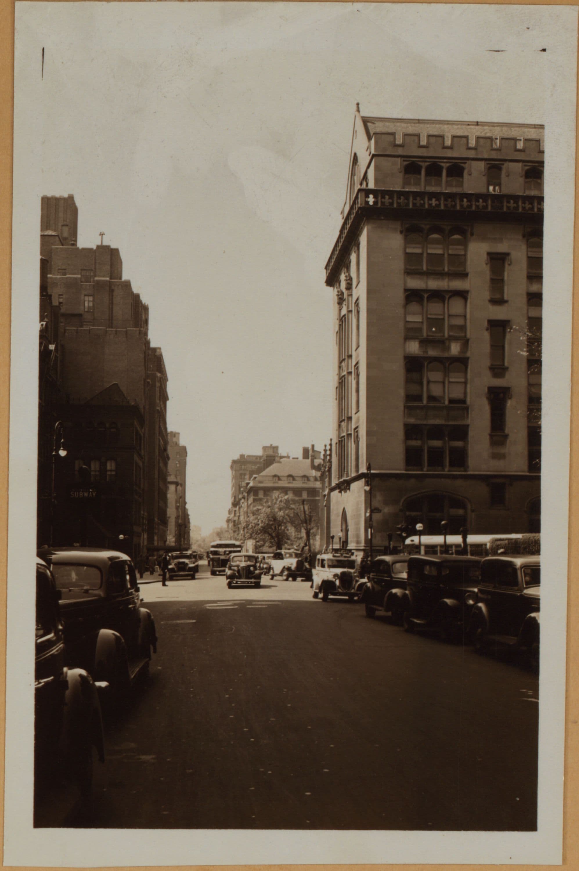 Manhattan: 68th Street (East) - Park Avenue, 1937–1938