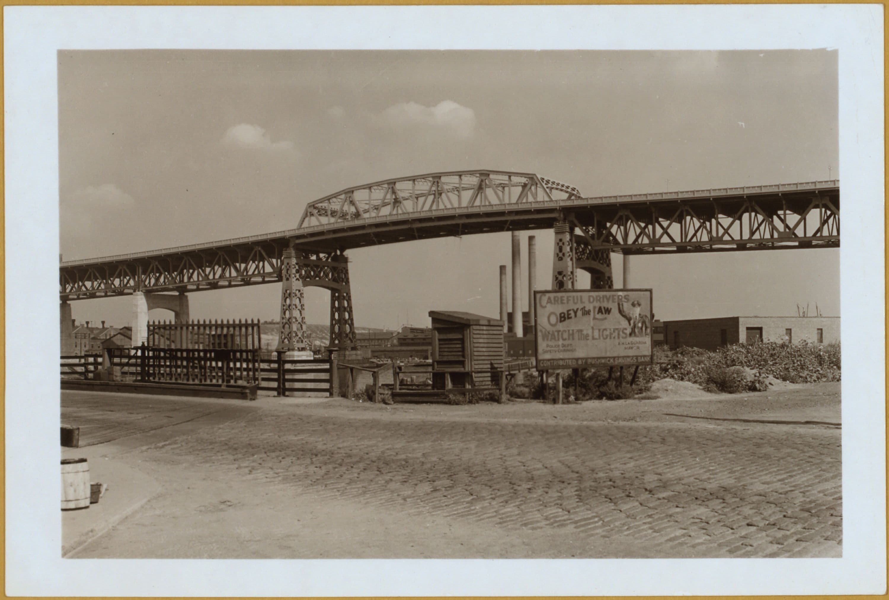 Brooklyn: Meeker Avenue - Van Dam Street