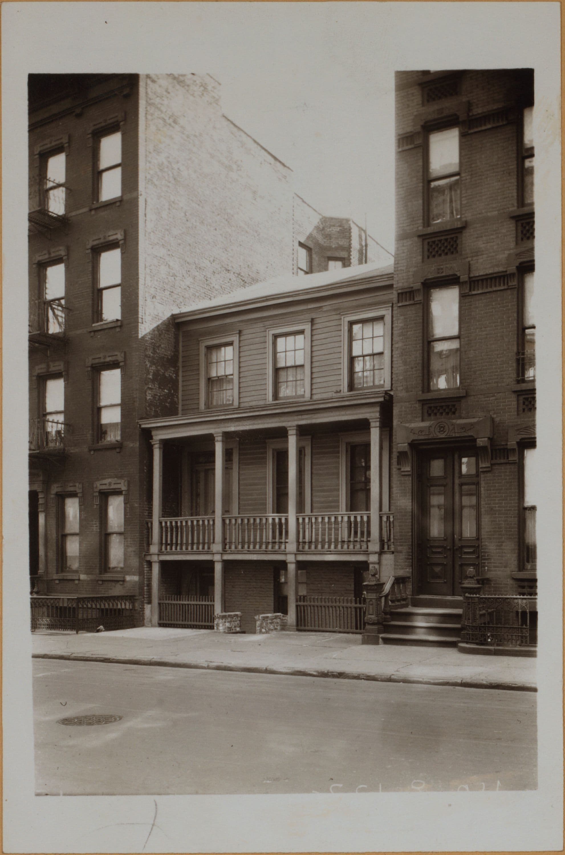 Manhattan: 122nd Street (East) - Park Avenue, 1932–1934