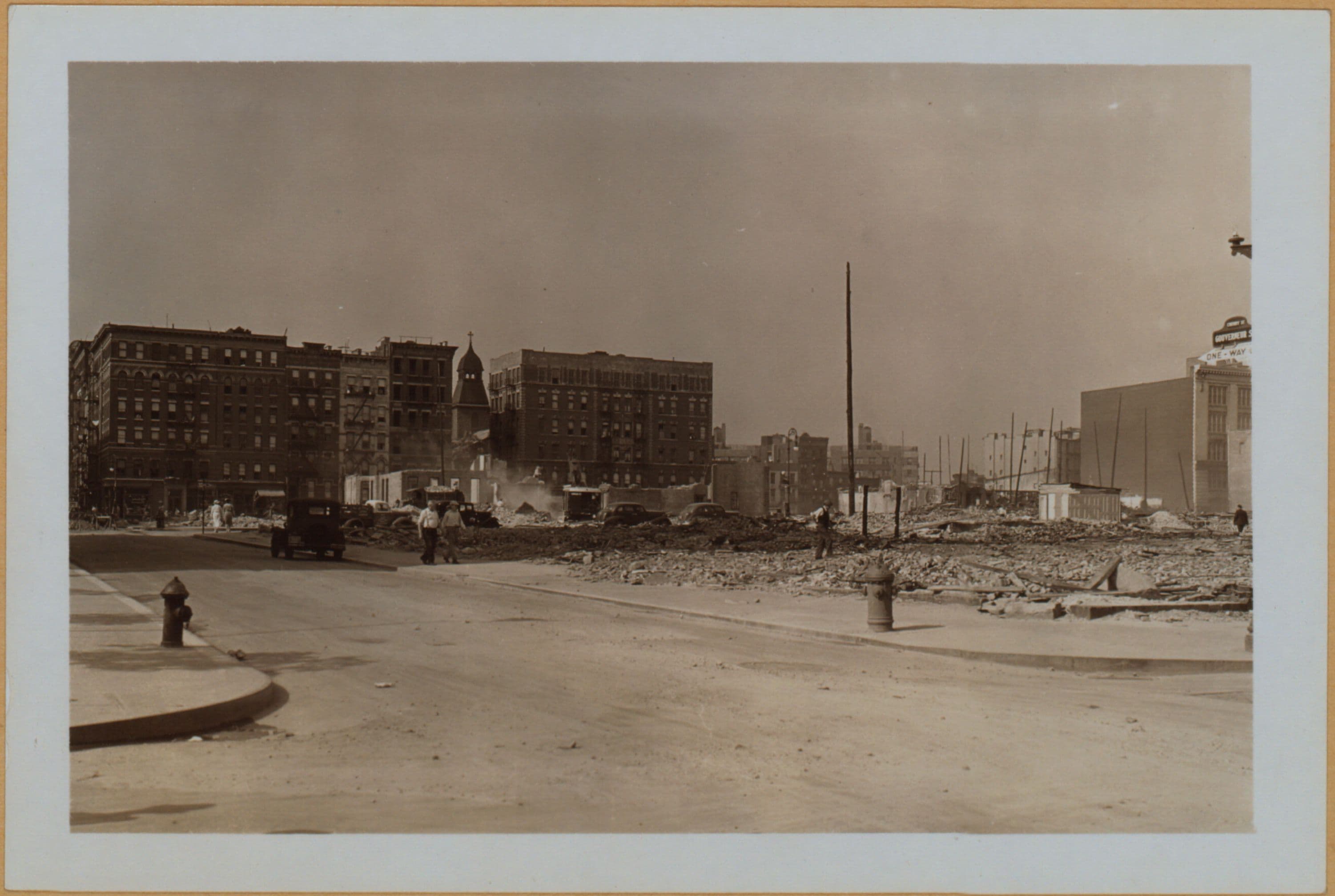 Manhattan: Gouverneur Street - Cherry Street