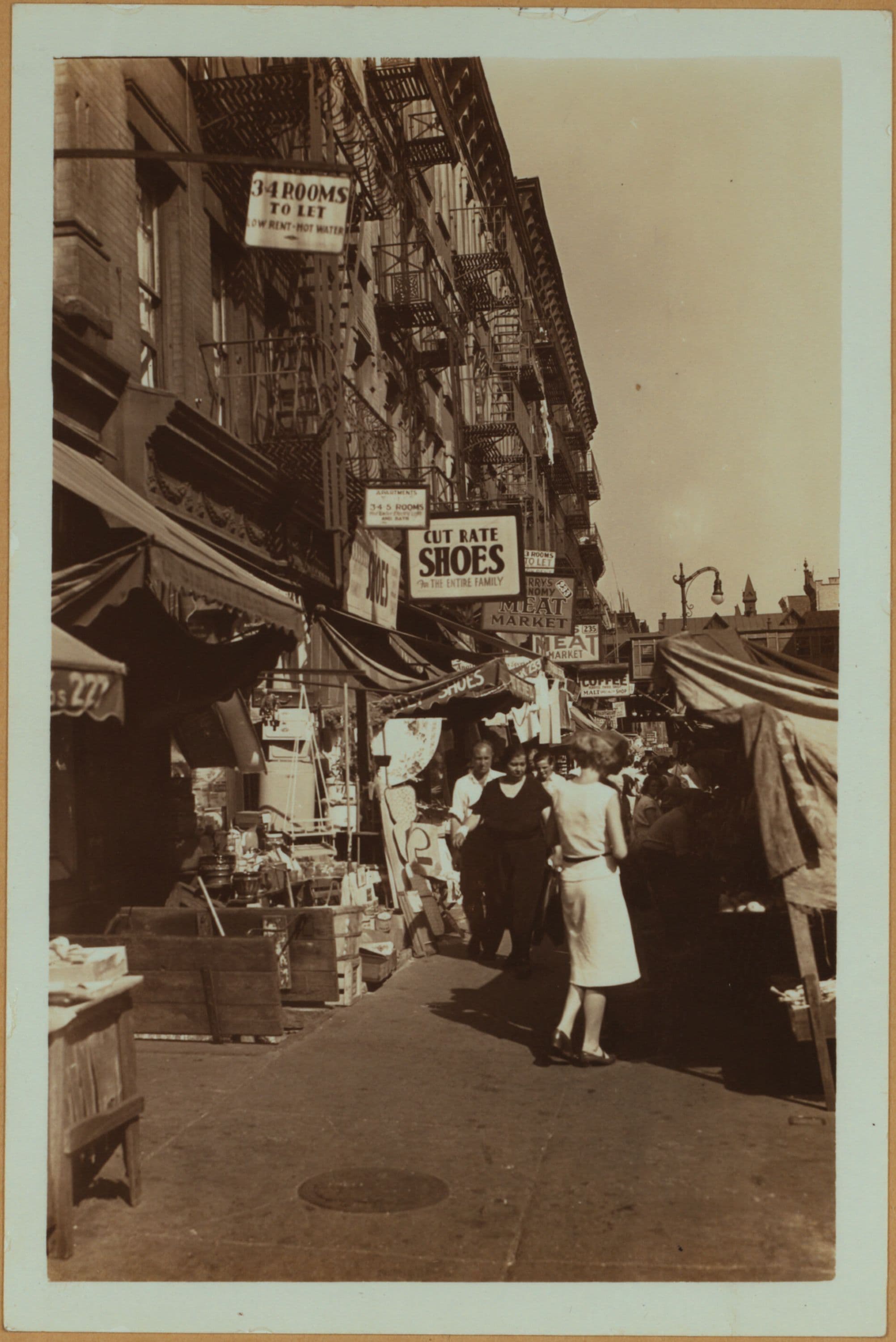 Occupations - Peddlers - Miscellaneous - Clothing - Food., 1934