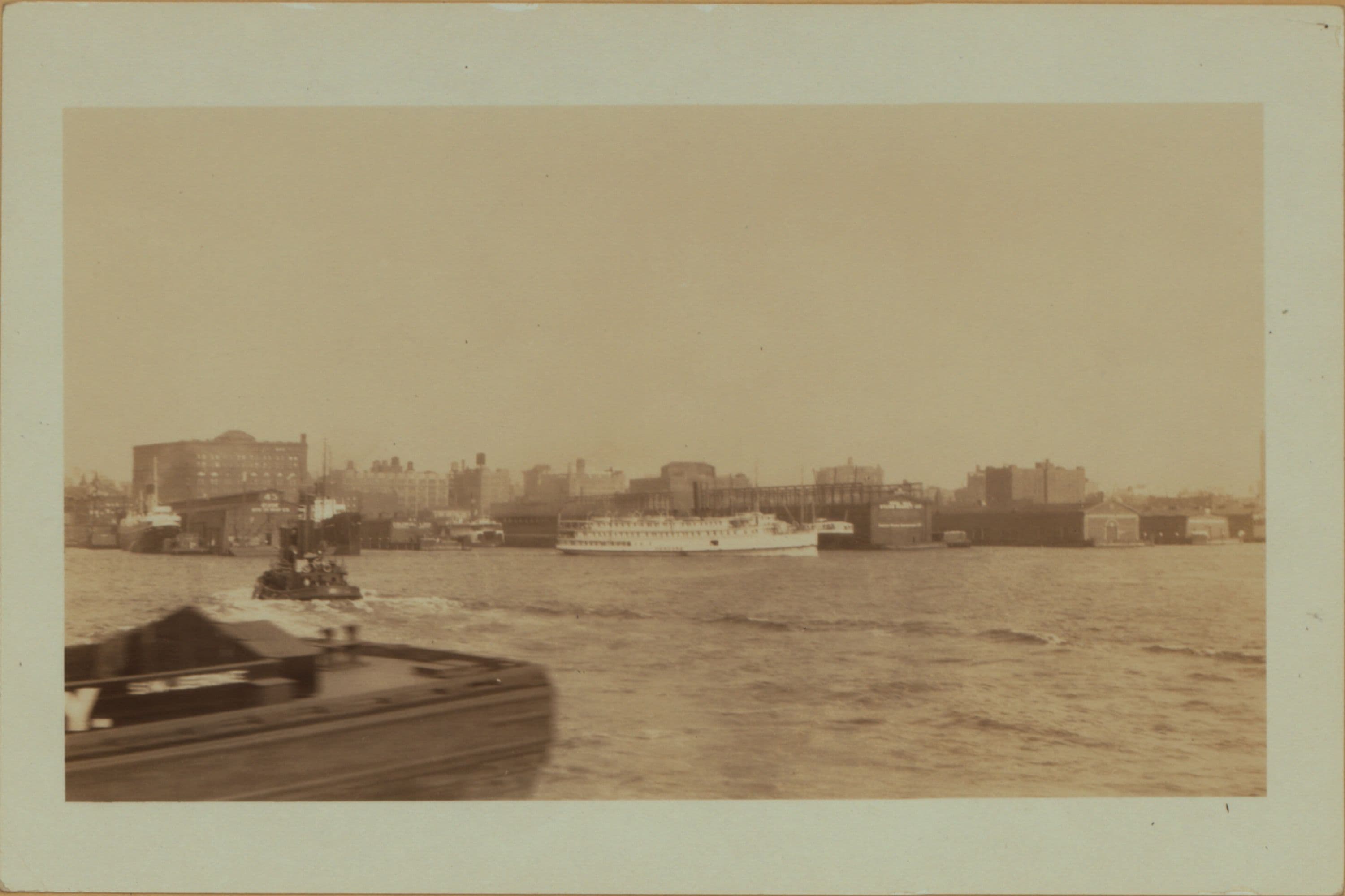 North (Hudson) River - Shore and skyline - Manhattan - Battery - 14th Street - [Piers 45 to 40.]