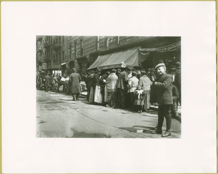 Social conditions: Diamond Pharmacy - 77 Lennox Avenue.