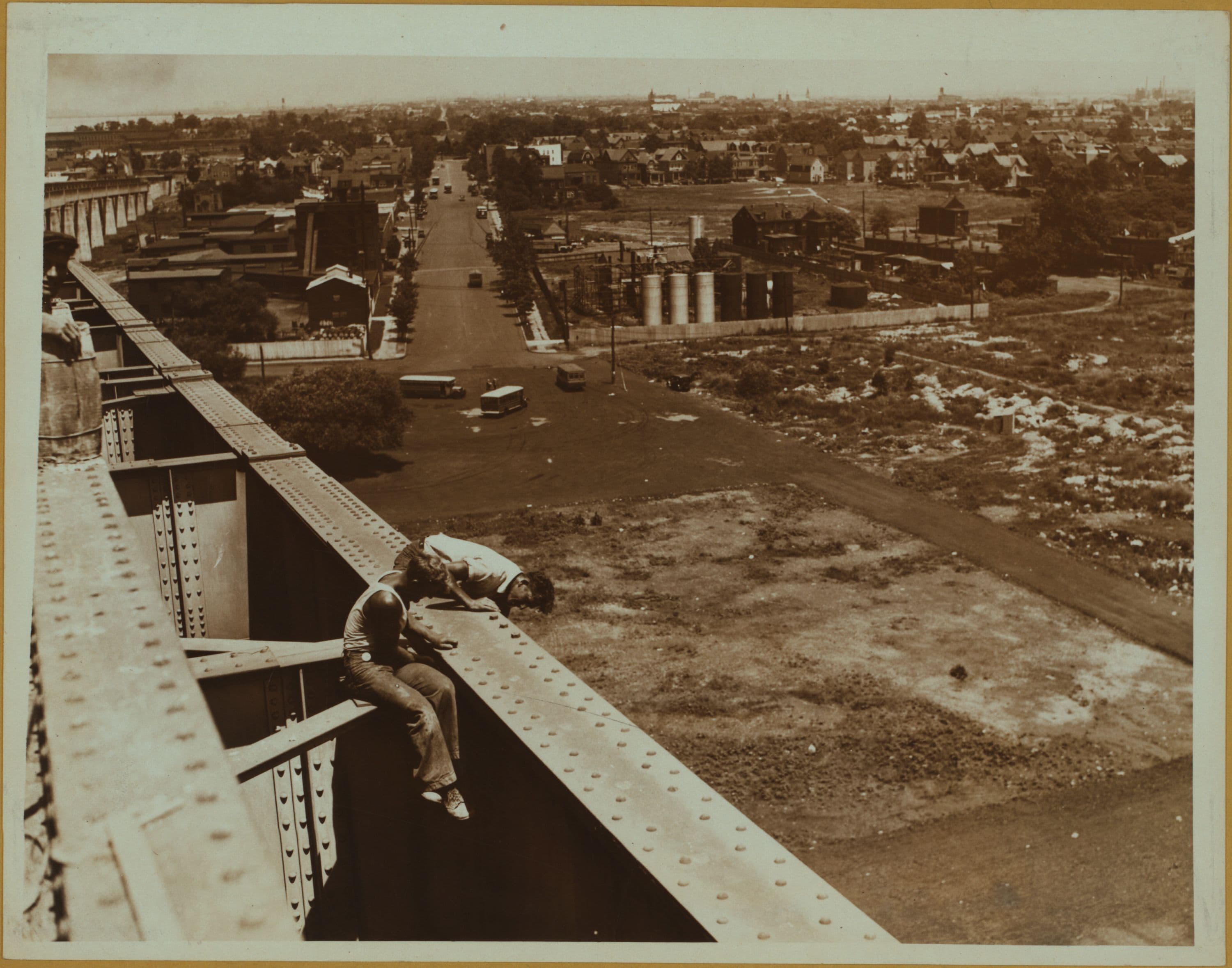 Bridges - Kill Van Kull Bridge - [World's tallest bridge span nearing completion.]