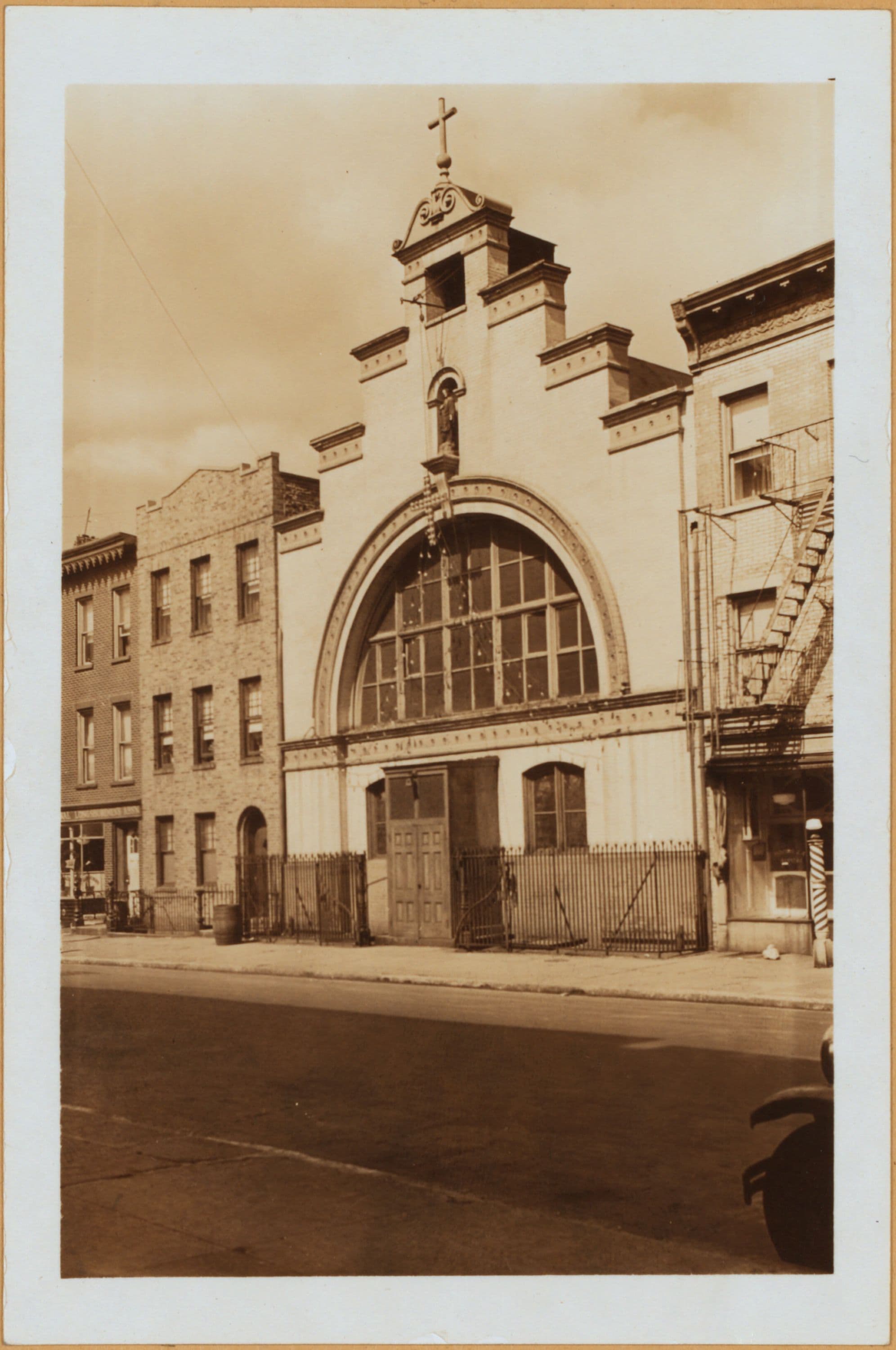 Brooklyn: President Street - Van Brunt Street