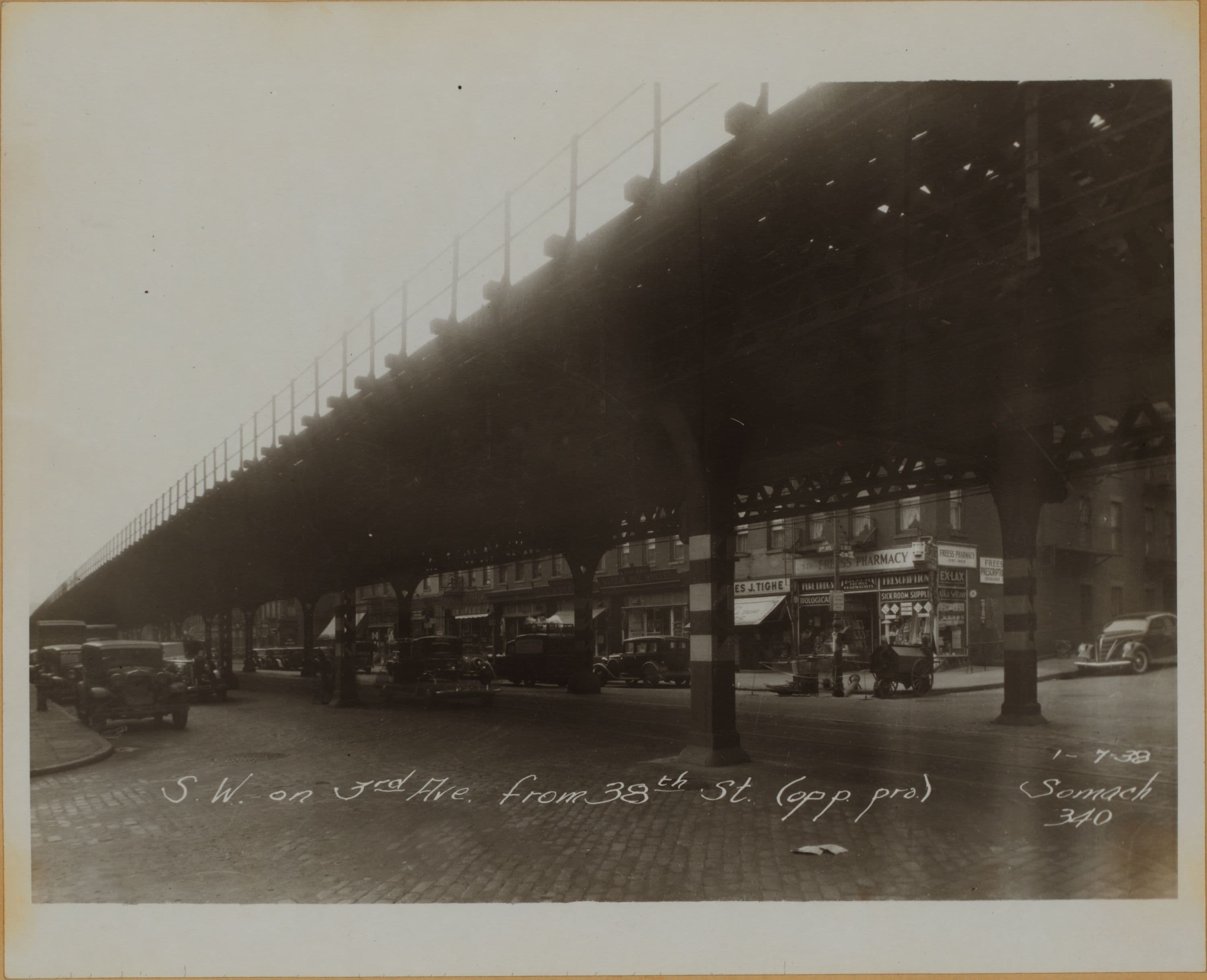 Manhattan: 3rd Avenue - 38th Street (East)