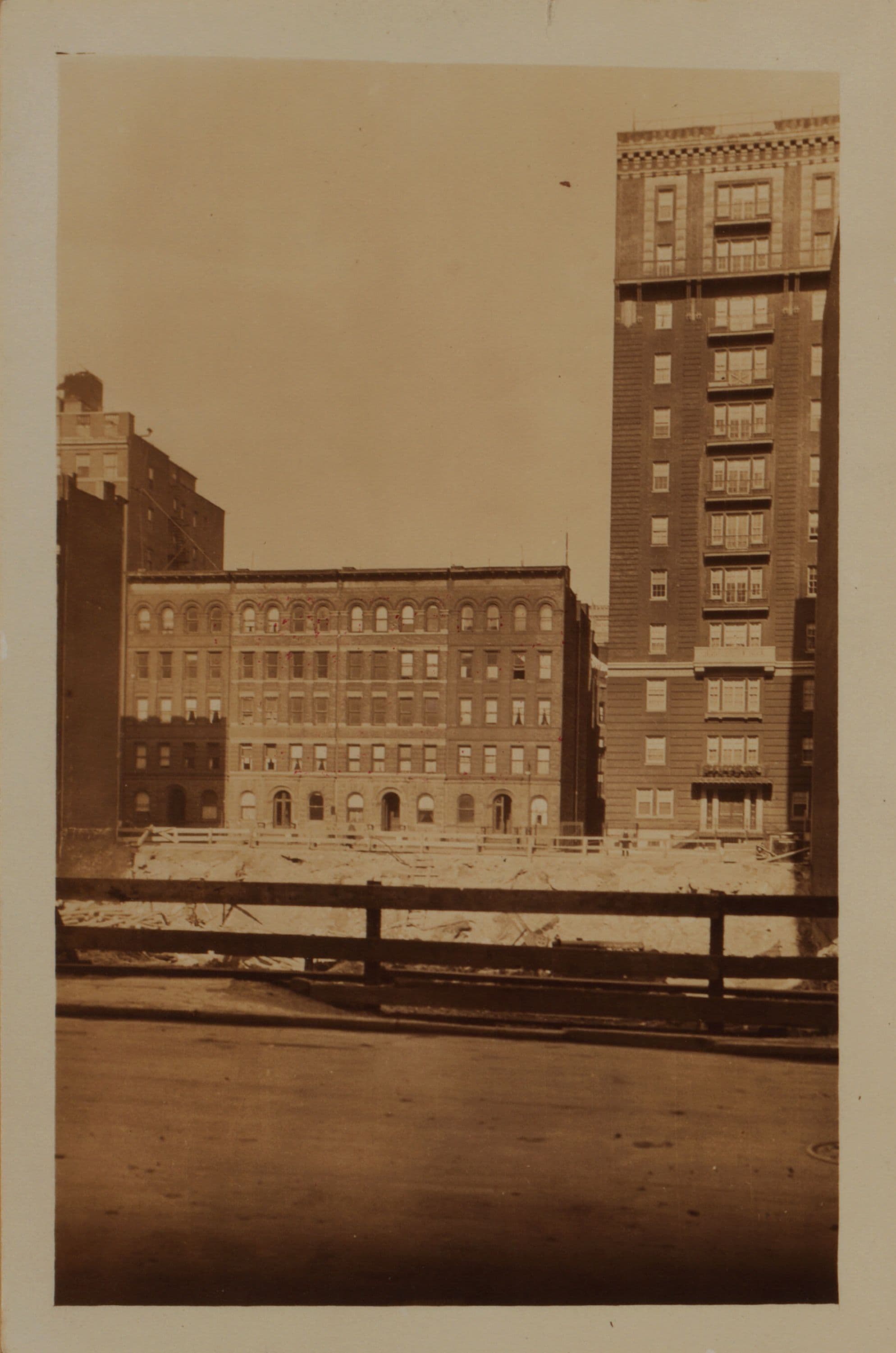 Manhattan: 64th Street (West) - Central Park West
