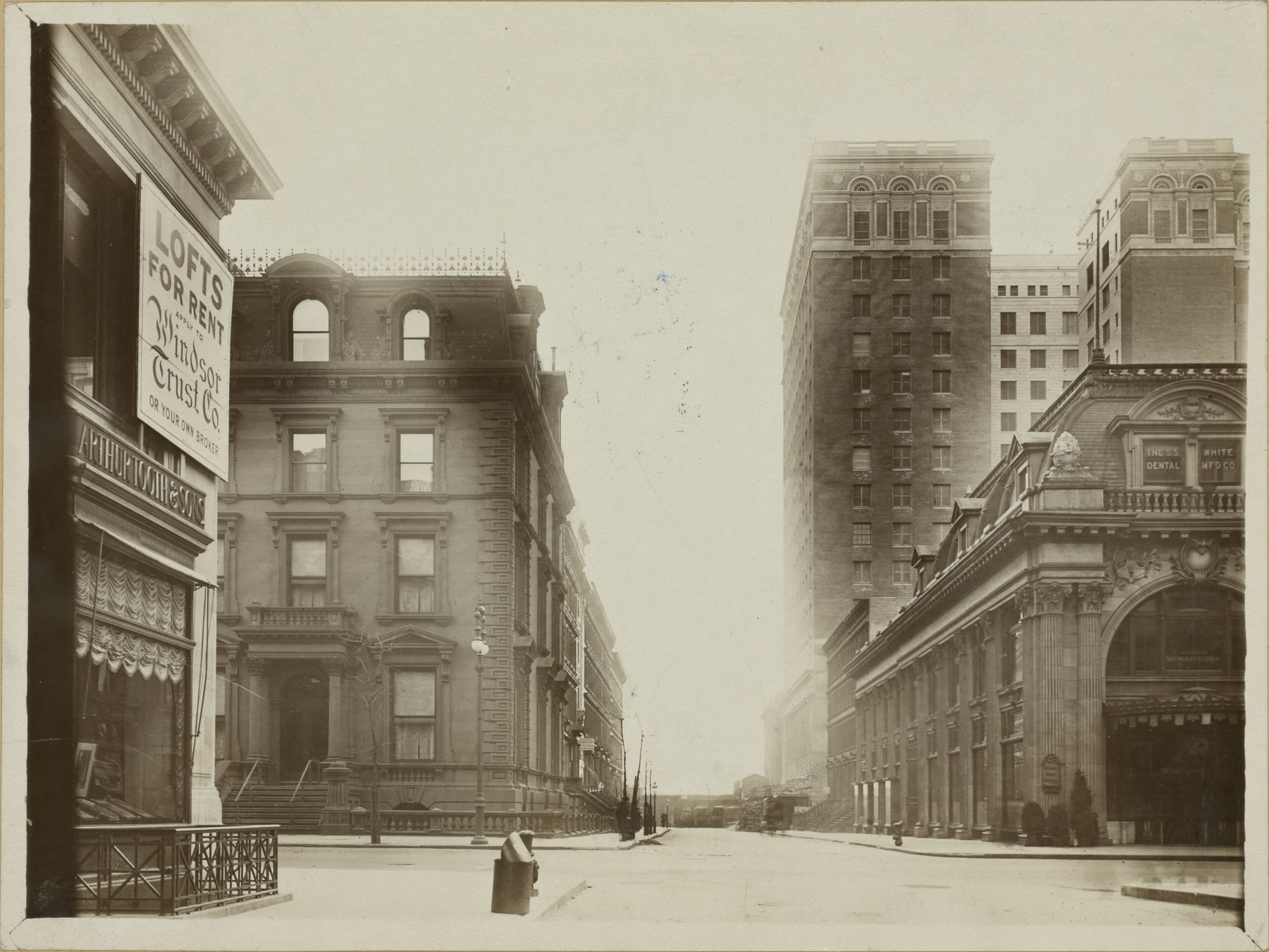Manhattan: 5th Avenue - 47th Street