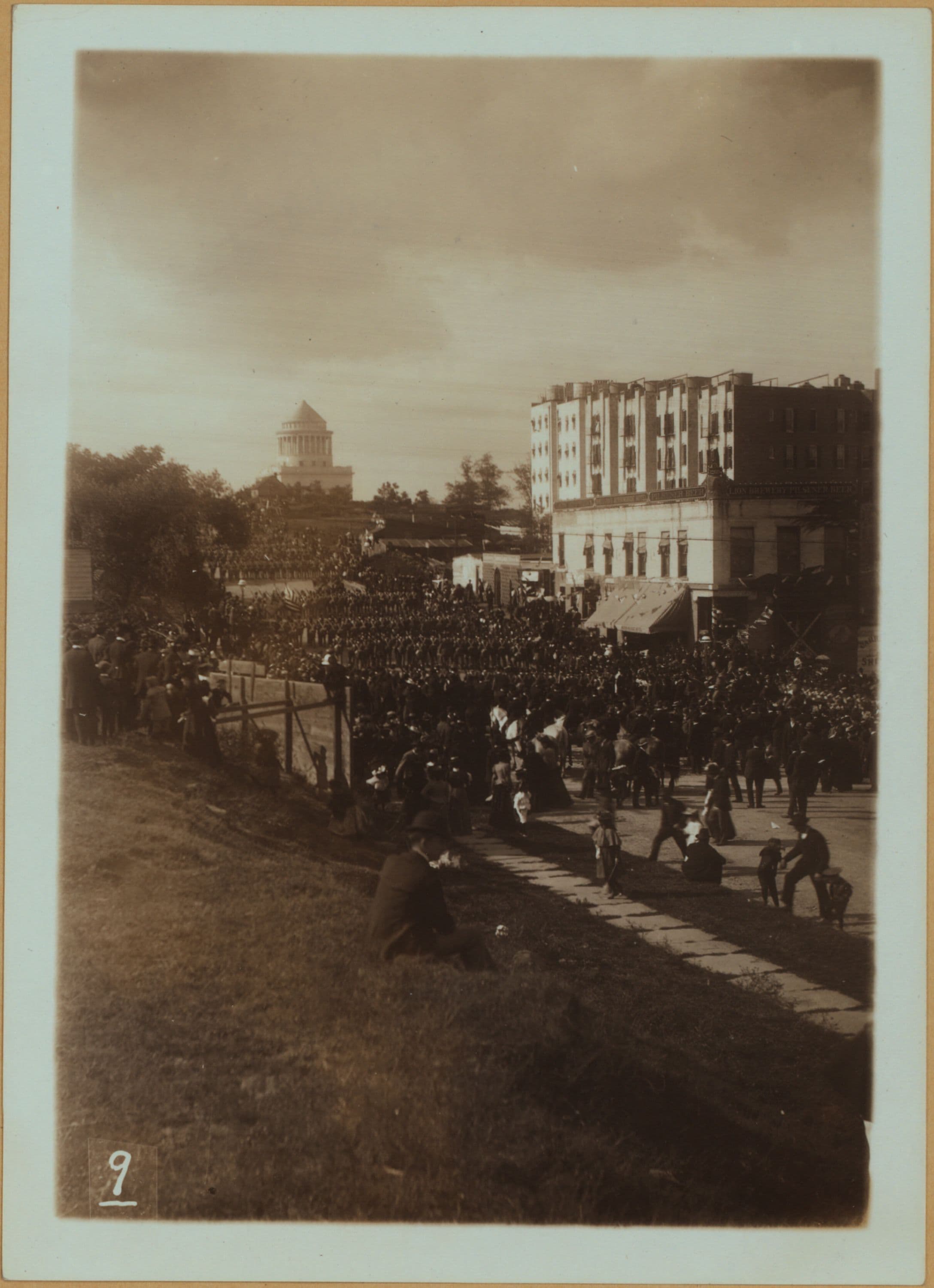 Celebrations - Parades - Municipal events - Dewey Celebration.
