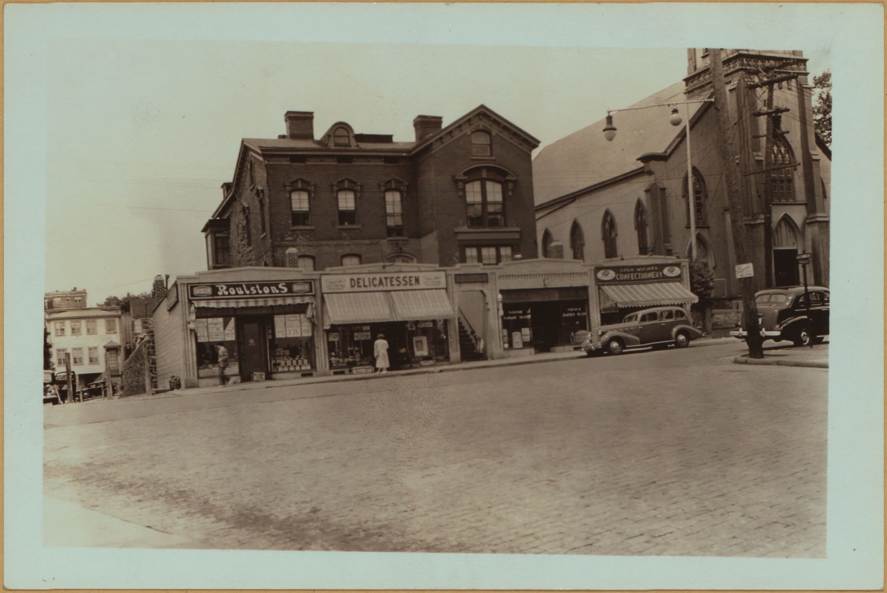 Richmond: St. Marks Place - Hyatt Street