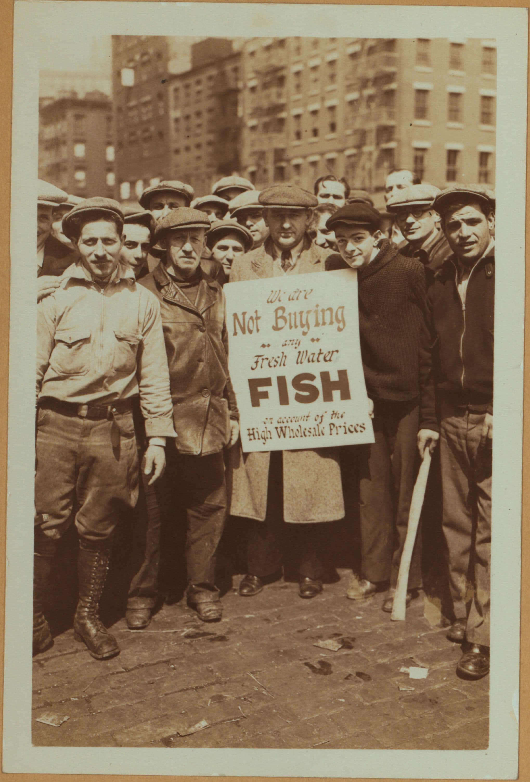 Strikes and demonstrations - Fish dealers - [Fulton fish market.], 1934