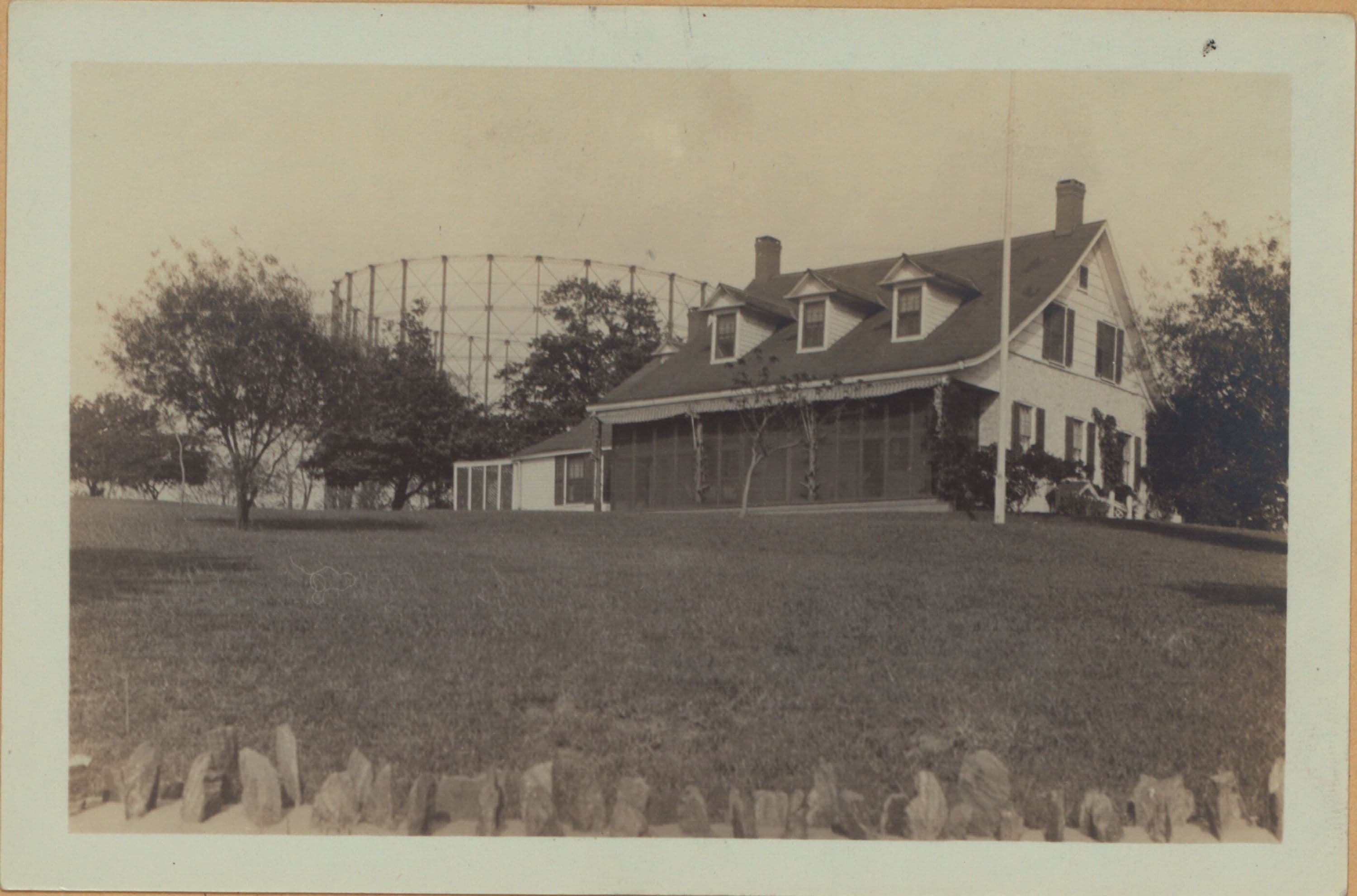 Queens: Shore Boulevard - 20th Avenue