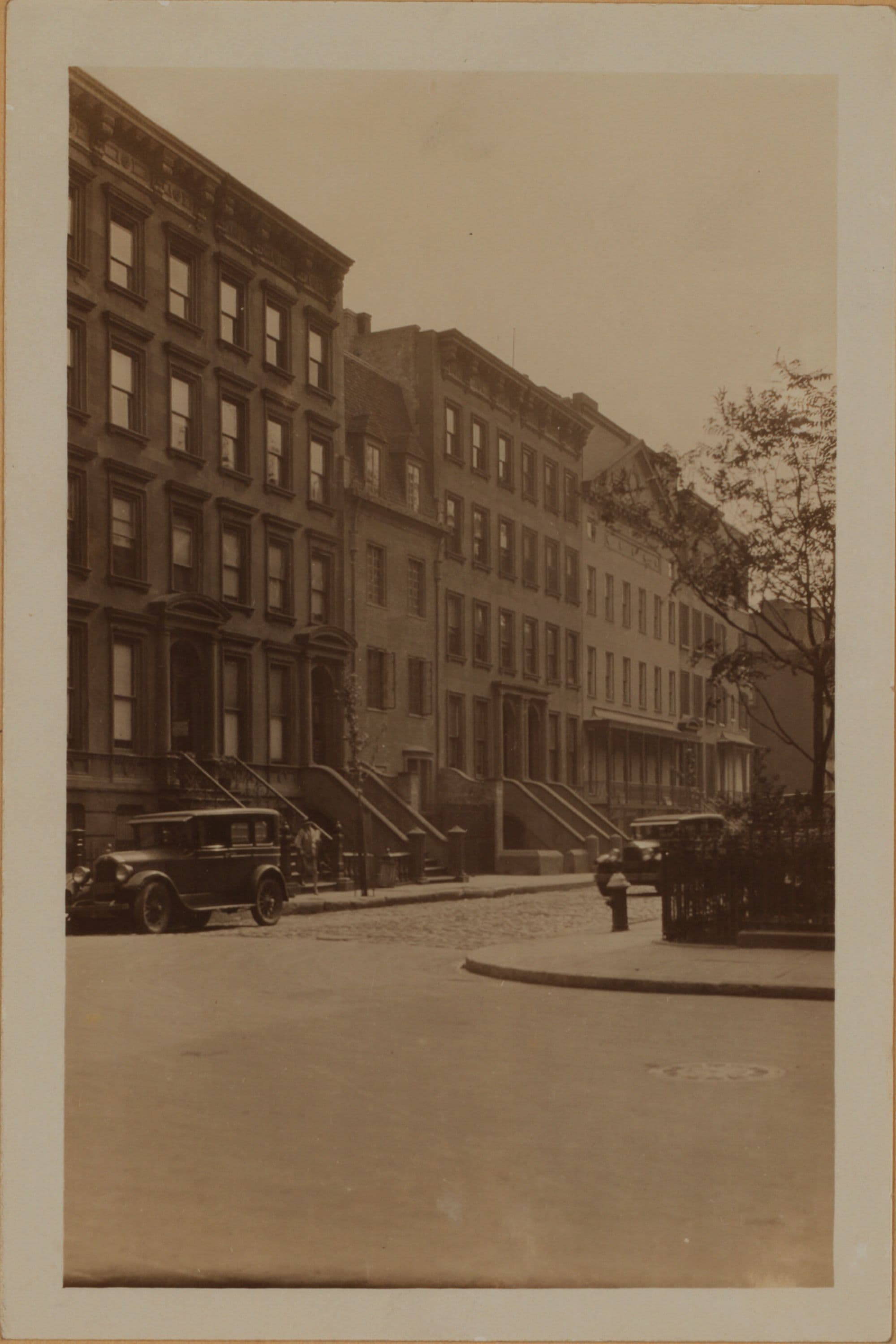 Manhattan: Beekman Place - 51st Street (East)