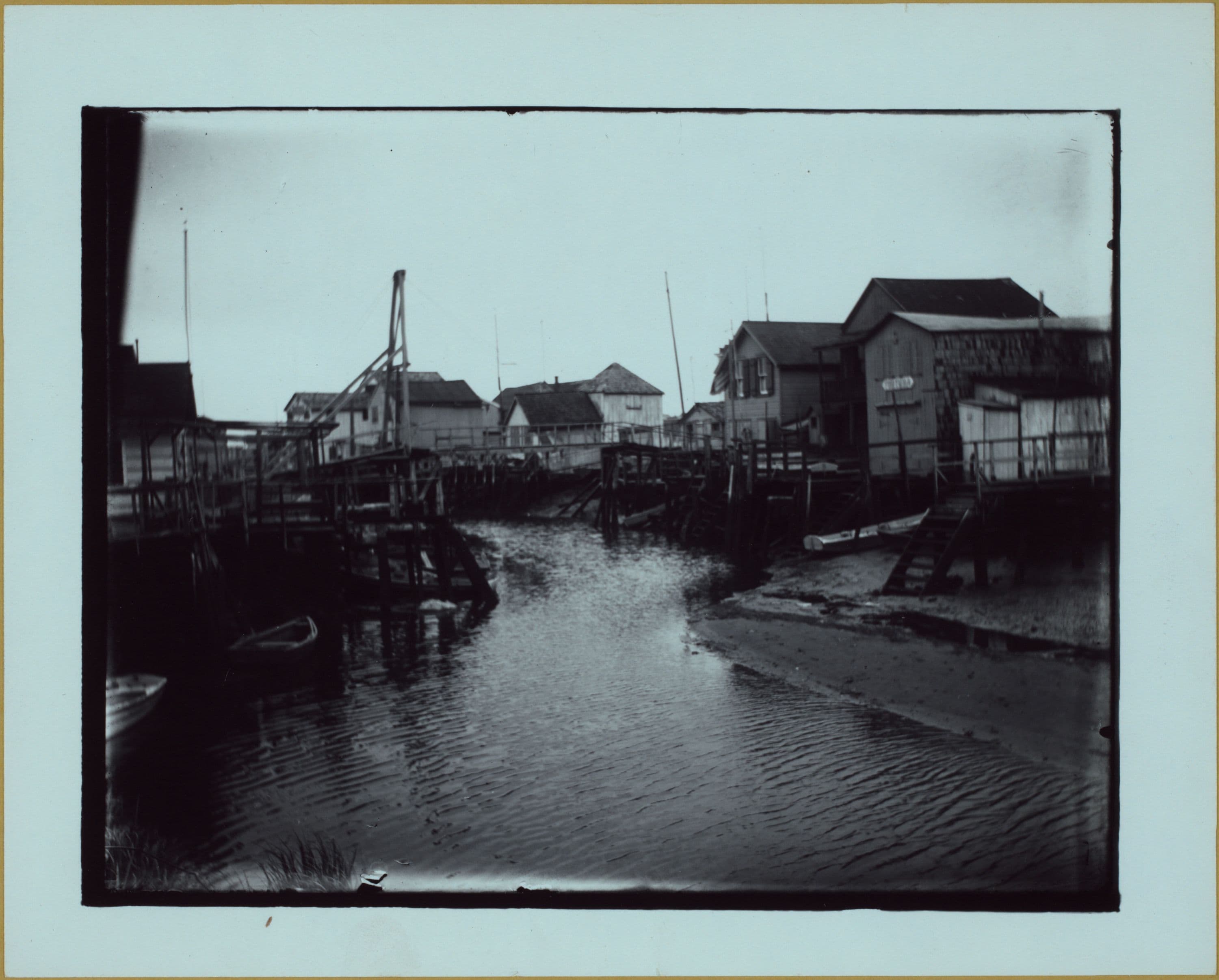 Queens: Ramblersville - [A bit of Holland...]
