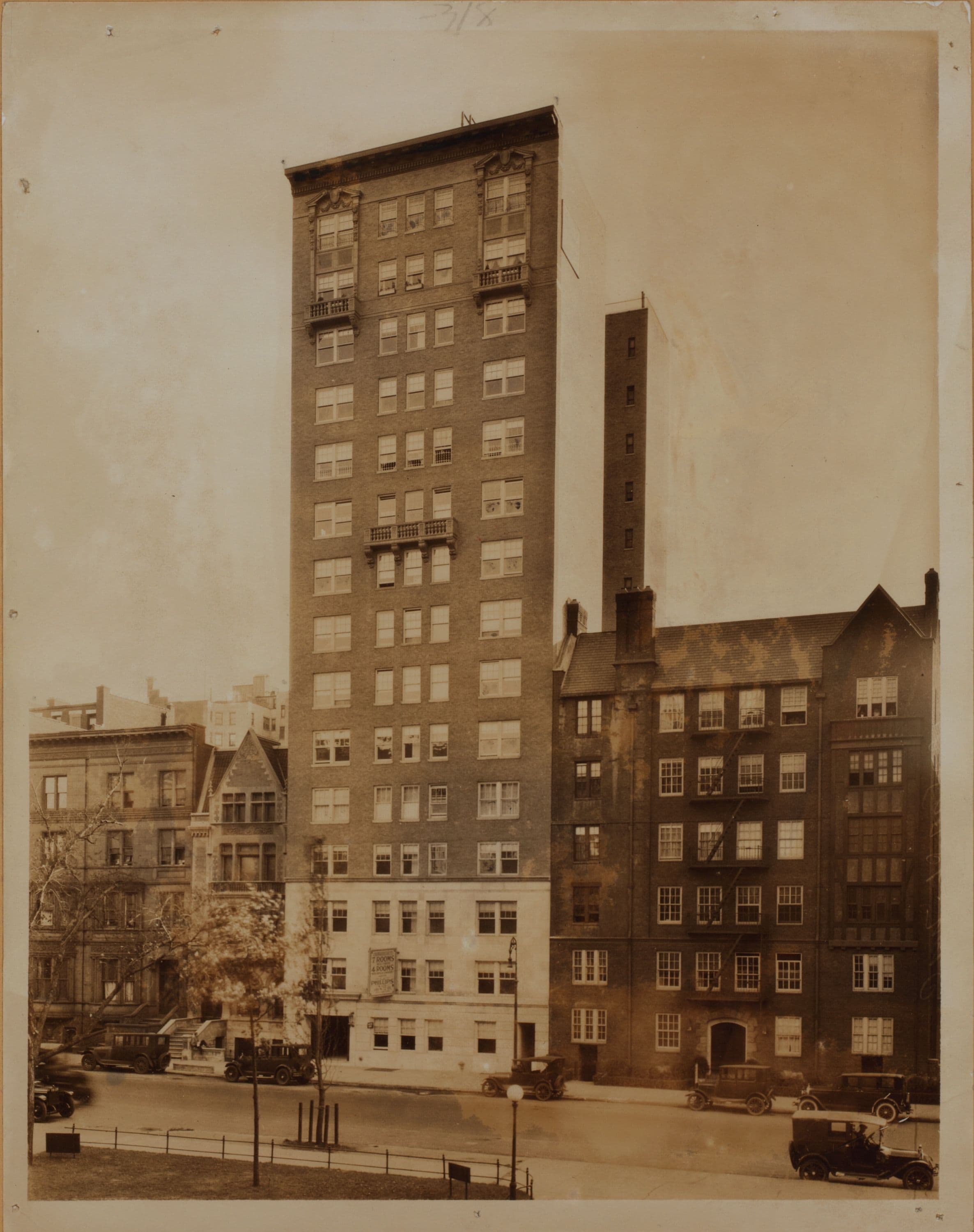 Manhattan: 77th Street (West) - Central Park West