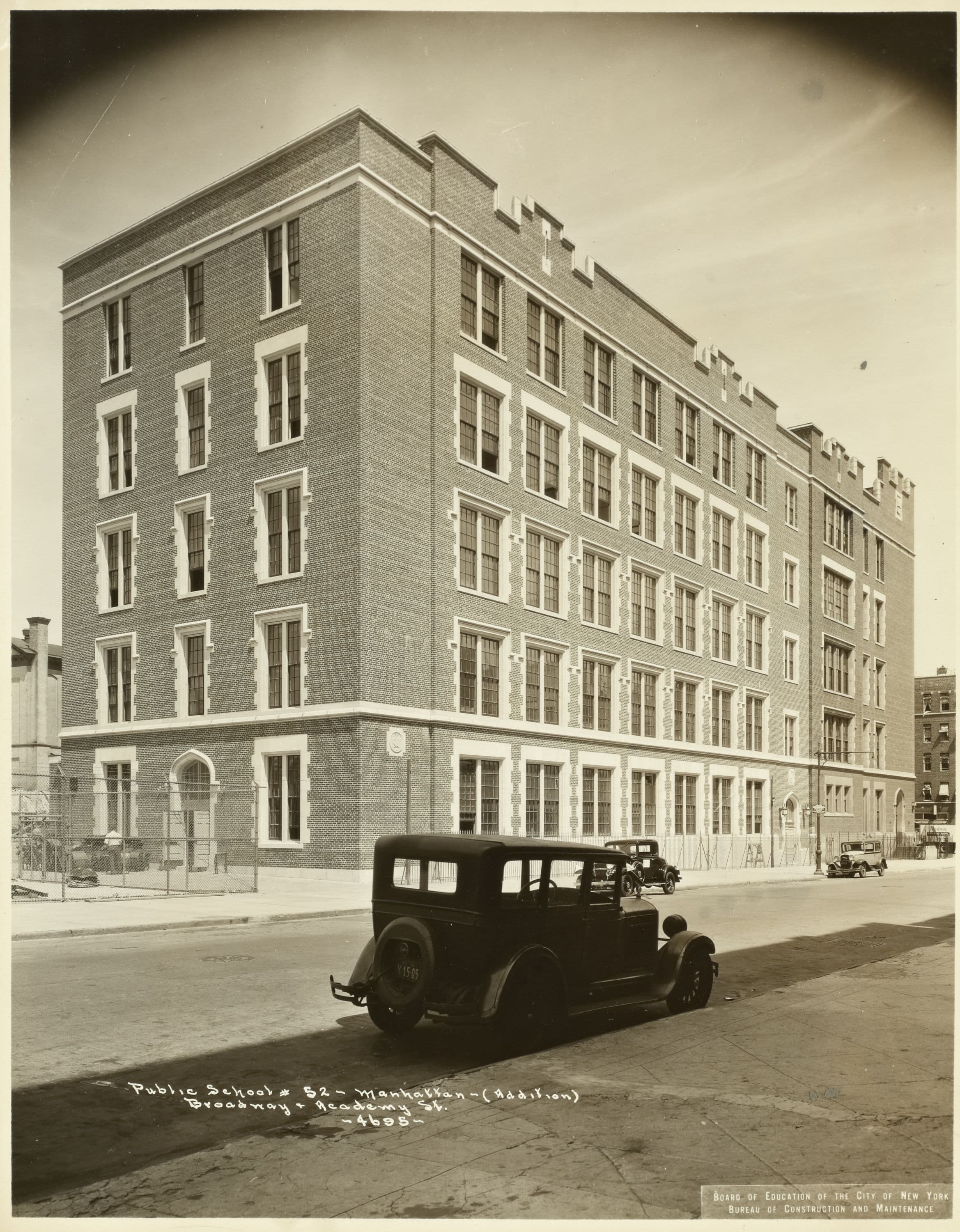 Manhattan: Academy Street - Broadway