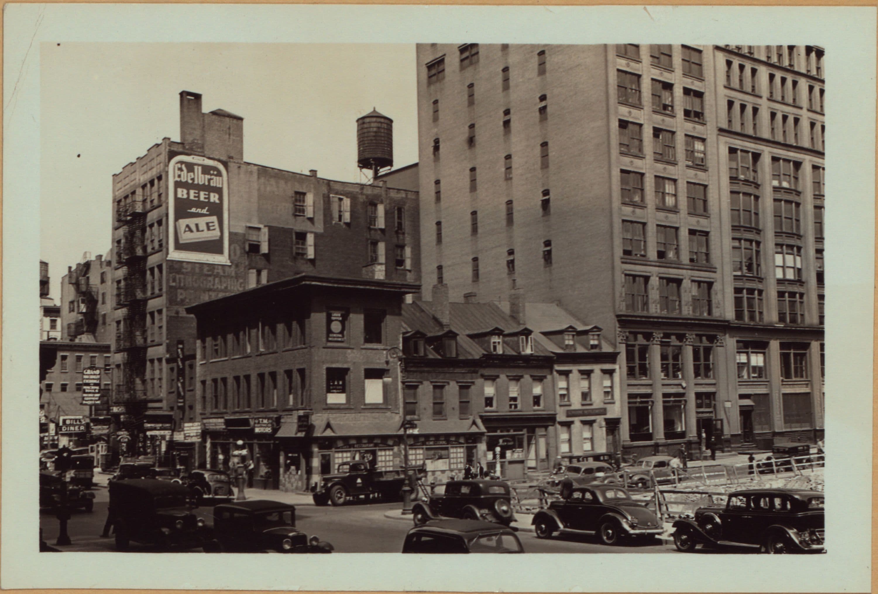 Manhattan: White Street - Centre Street (Northeast).