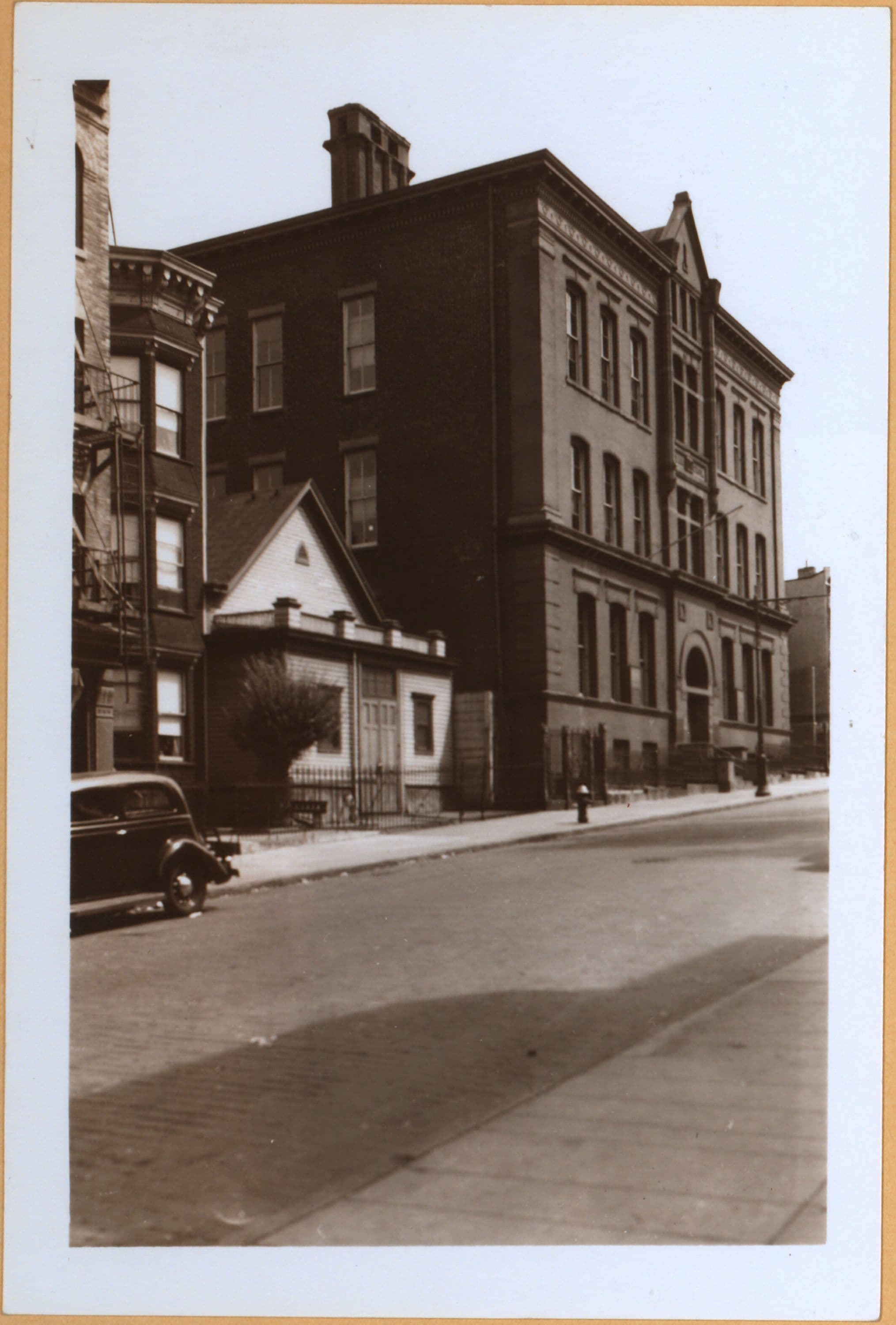 Brooklyn: 47th Street - 3rd Avenue