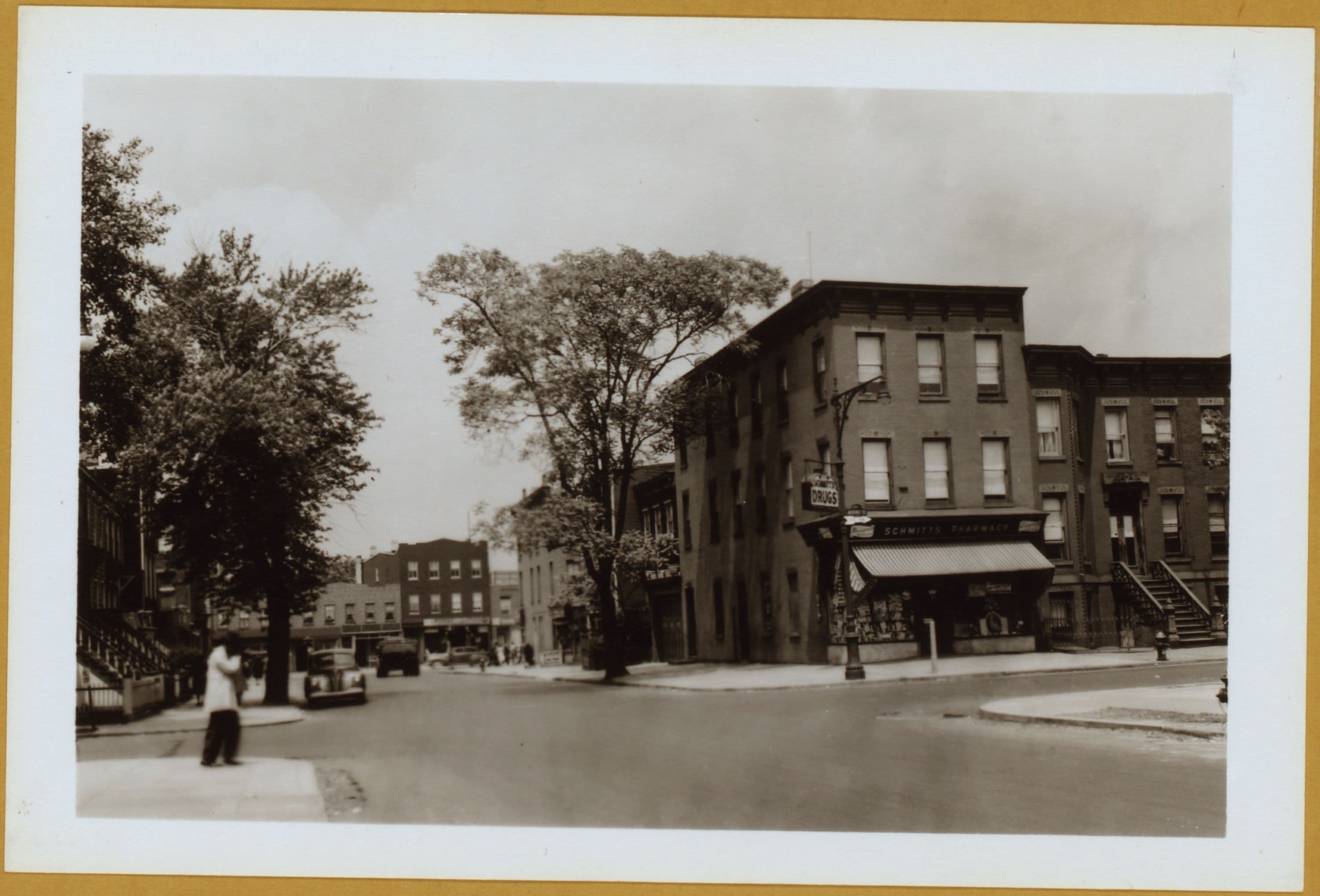 Brooklyn: Rochester Avenue - Herkimer Street