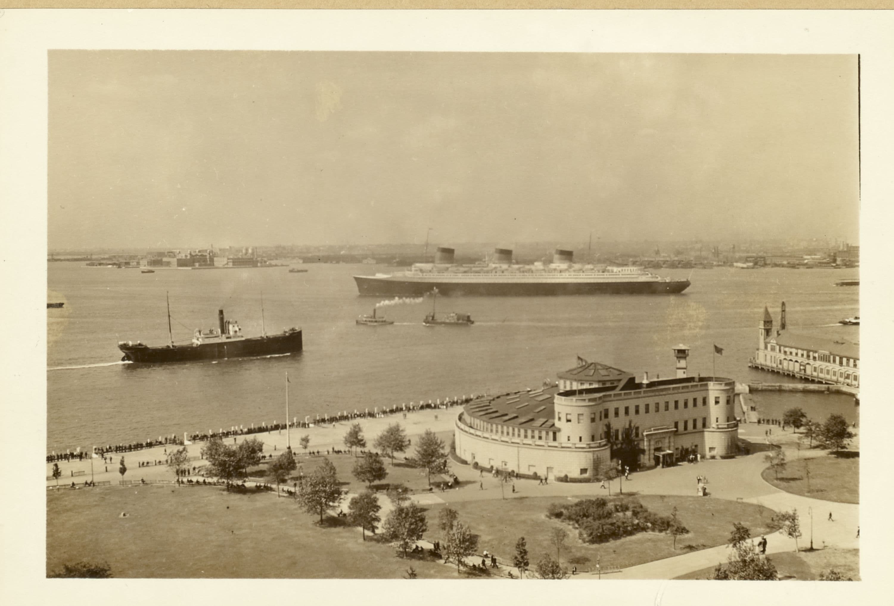 Manhattan: Battery Park - Aquarium., 1936