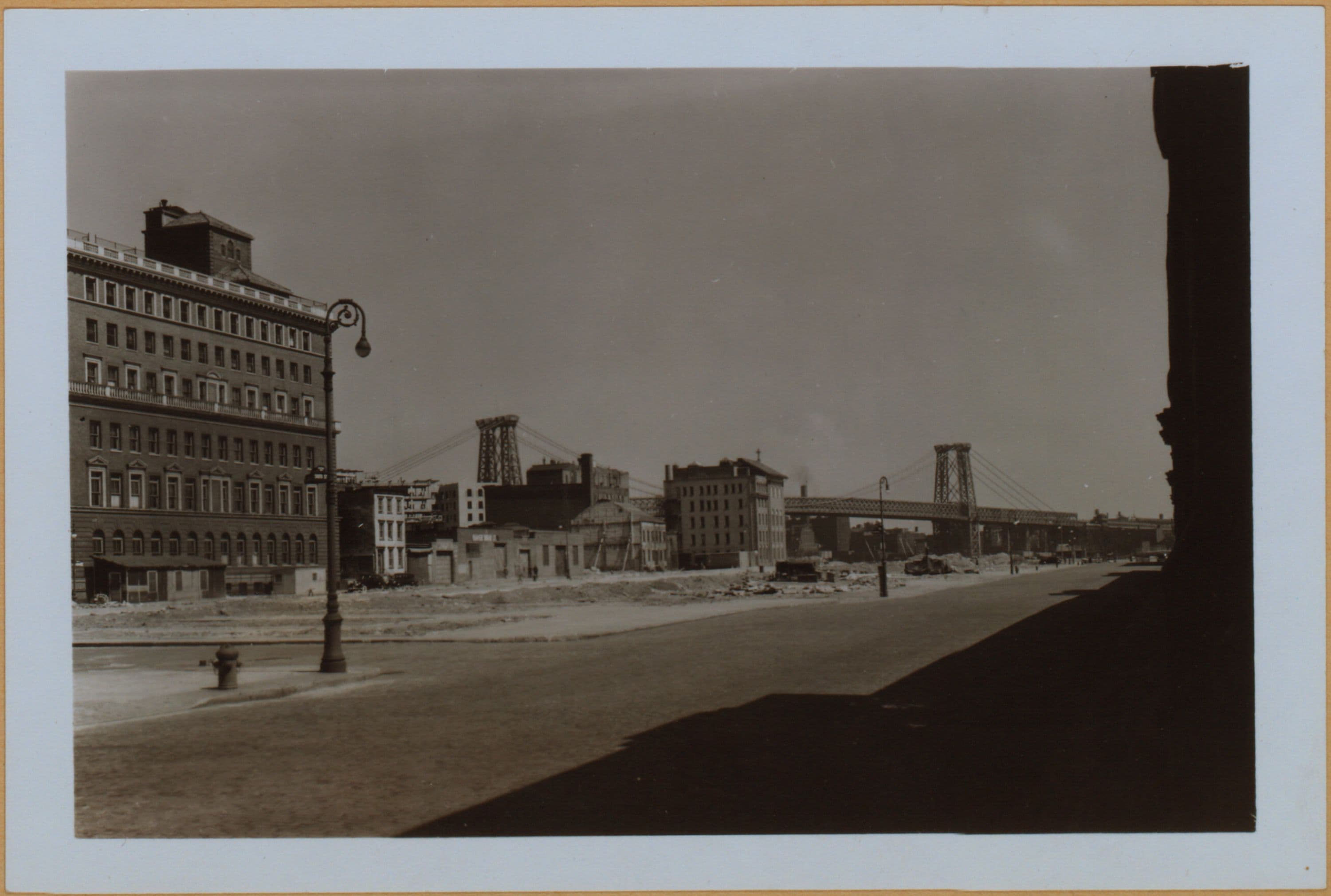 Manhattan: East River Drive - Montgomery Street