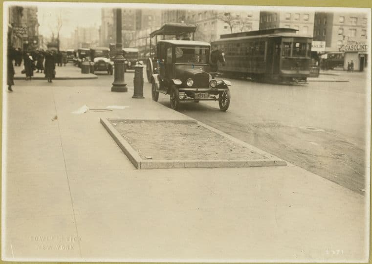 Broadway #2431-35