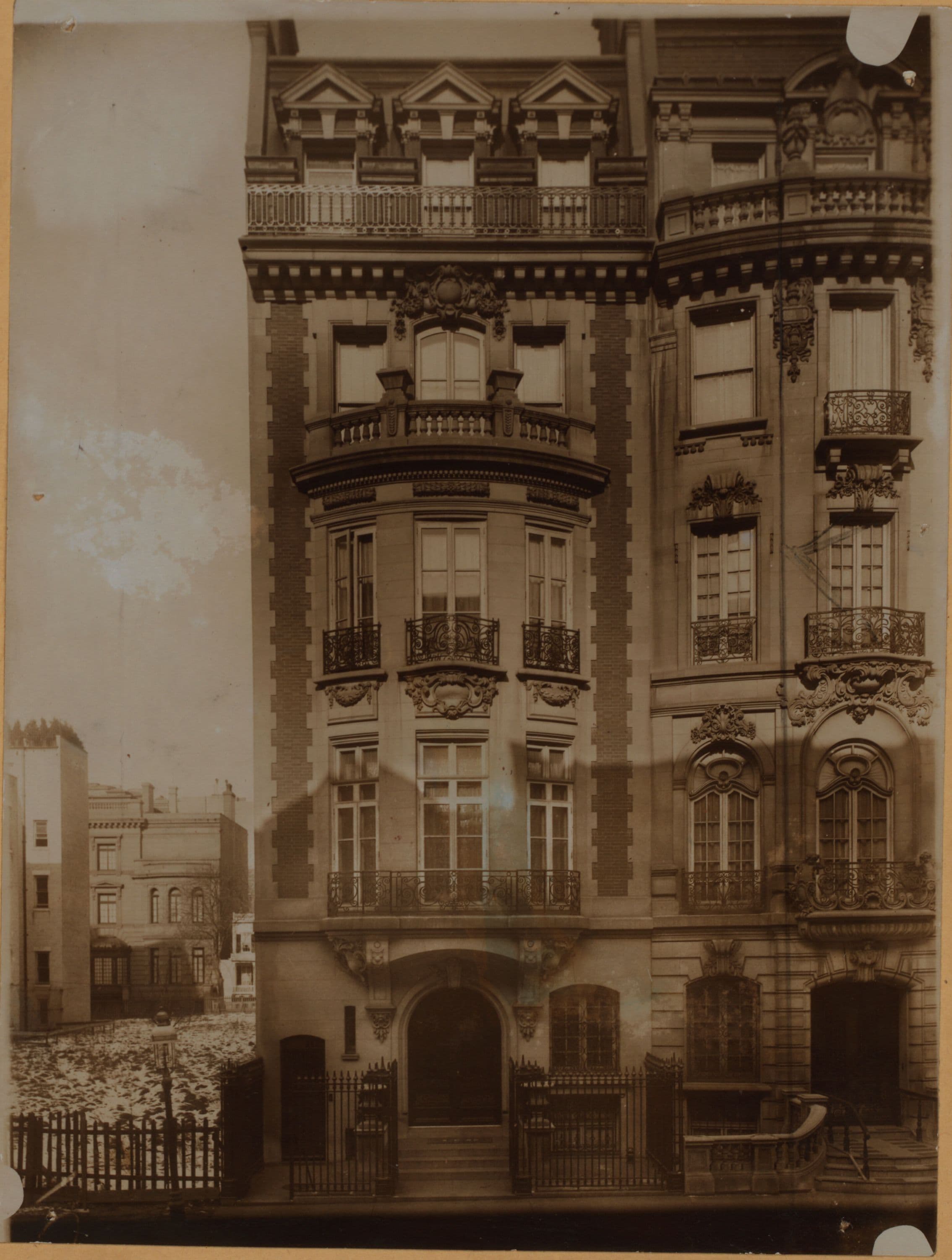 Manhattan: 82nd Street (East) - 5th Avenue