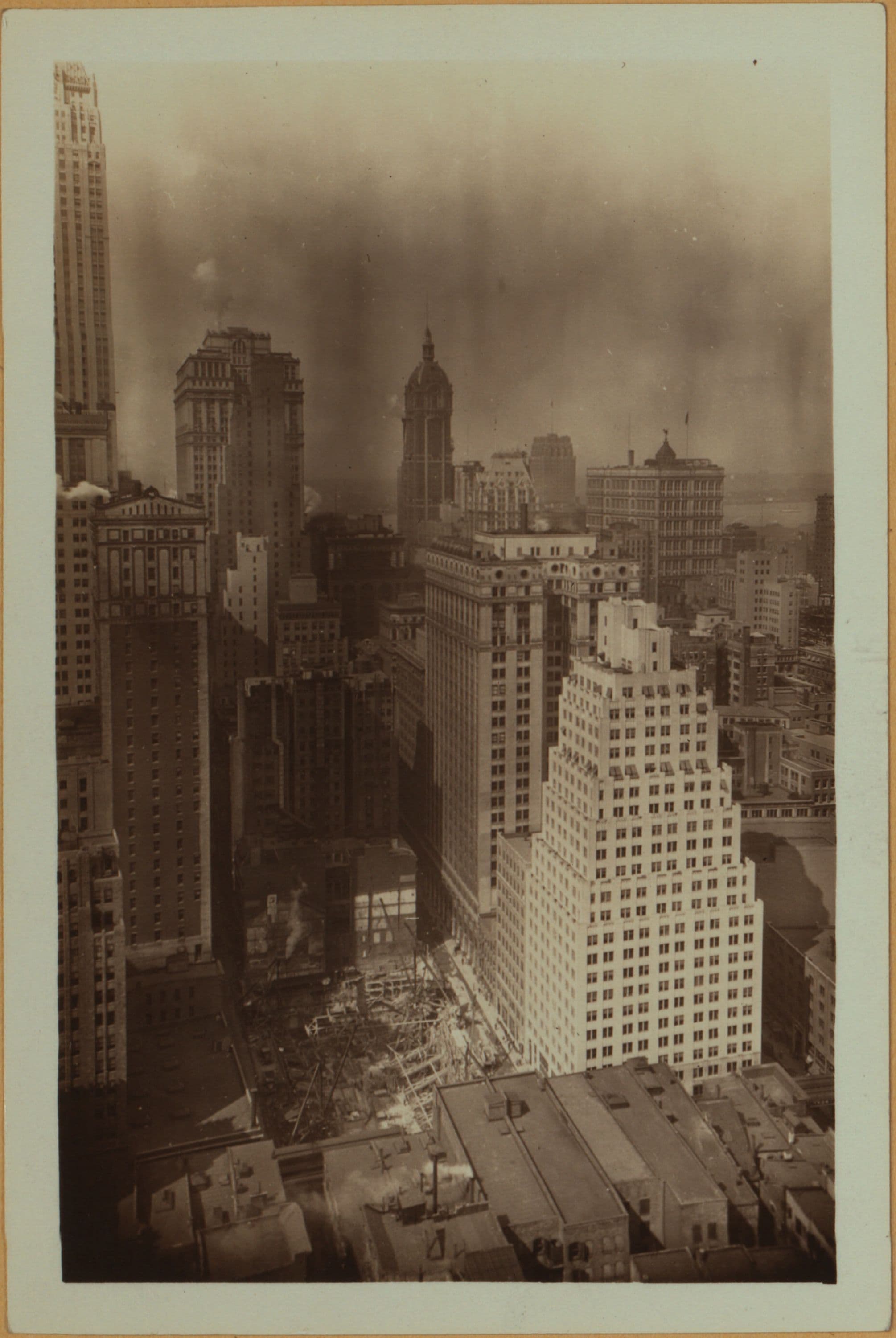 General view - Wall Street - Northwest.