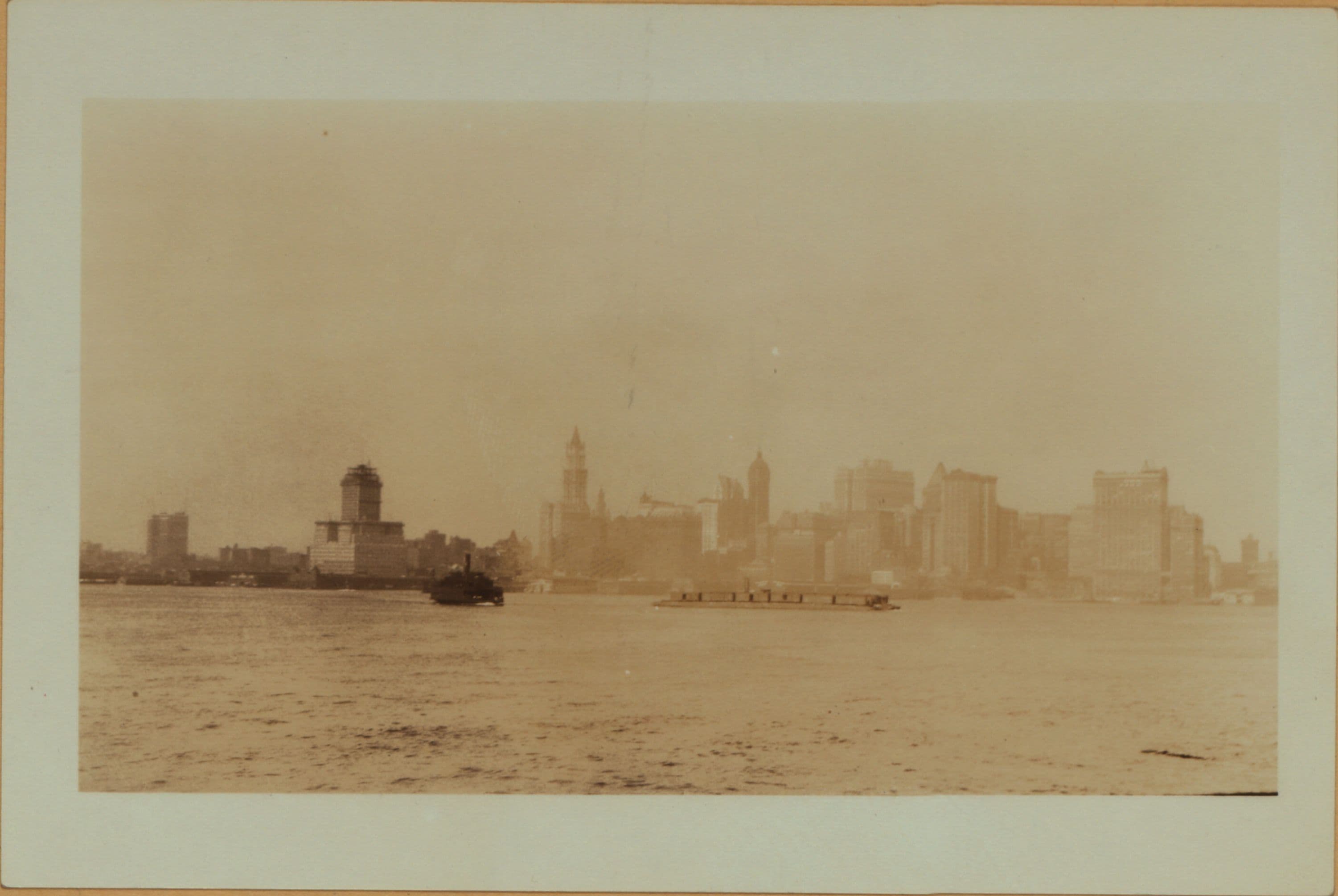 North (Hudson) River - Shore and skyline - Manhattan - Battery - 14th Street., 1925