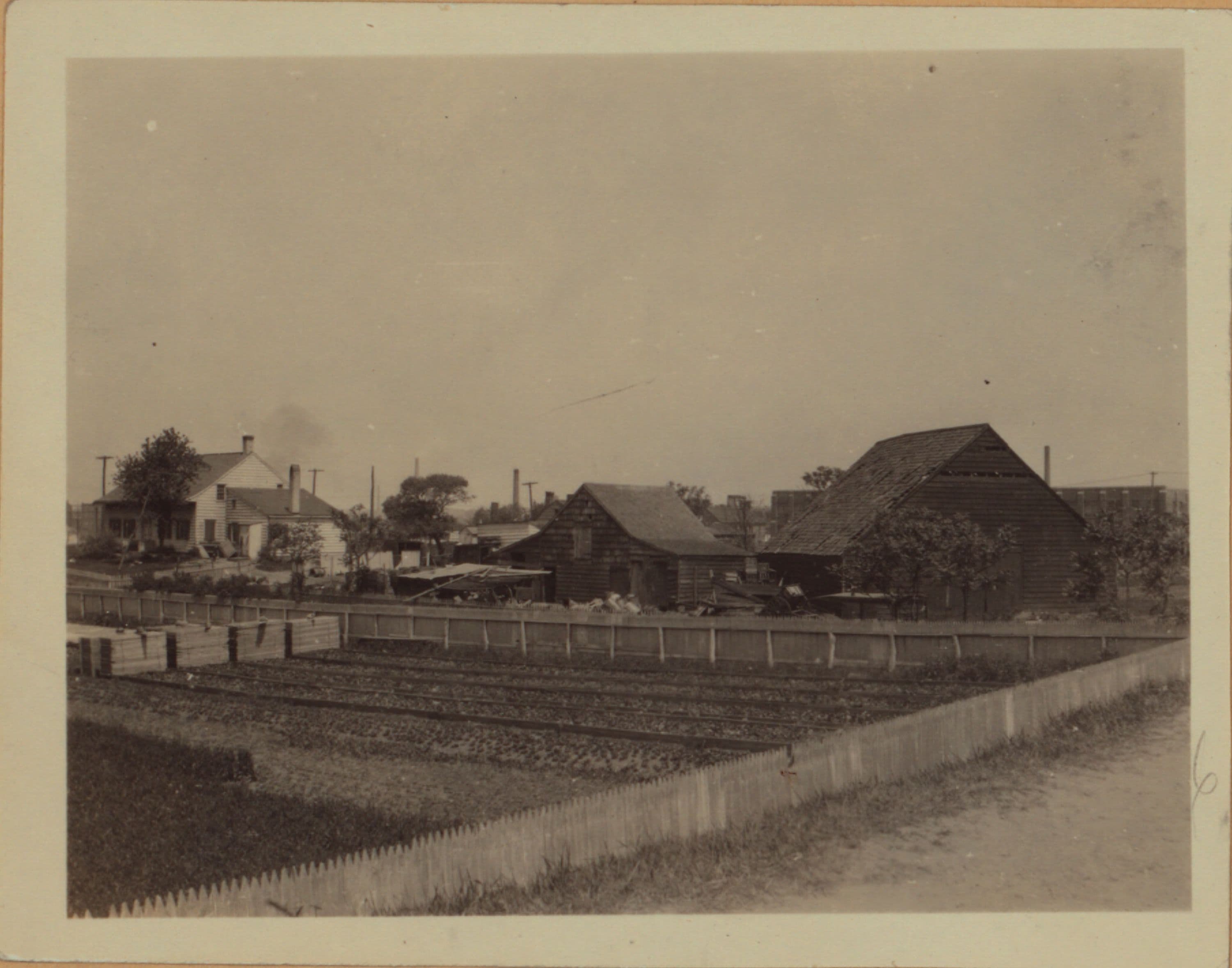 Queens: Flushing Avenue - Seneca Avenue