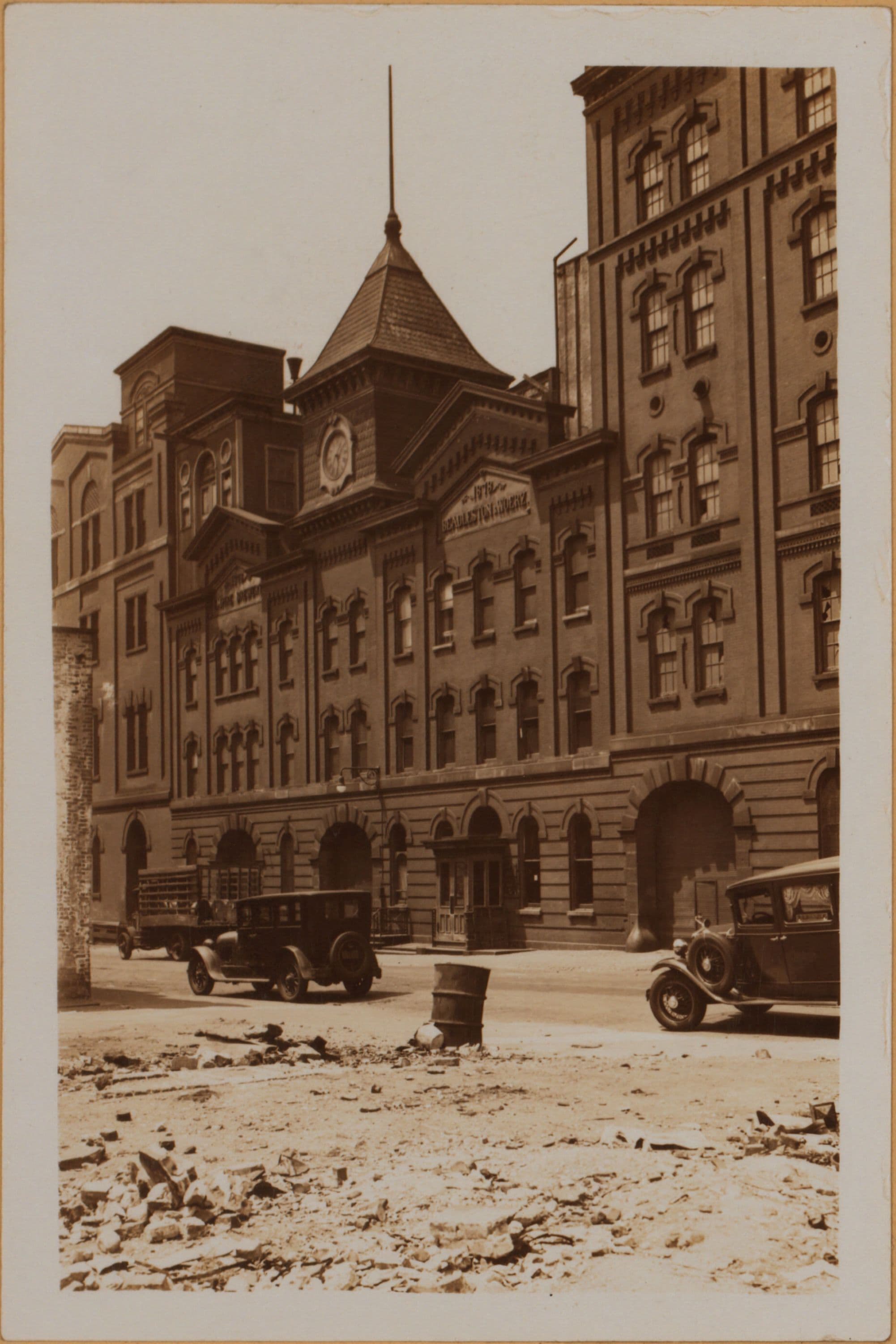 Manhattan: 10th Street (West) - Washington Street