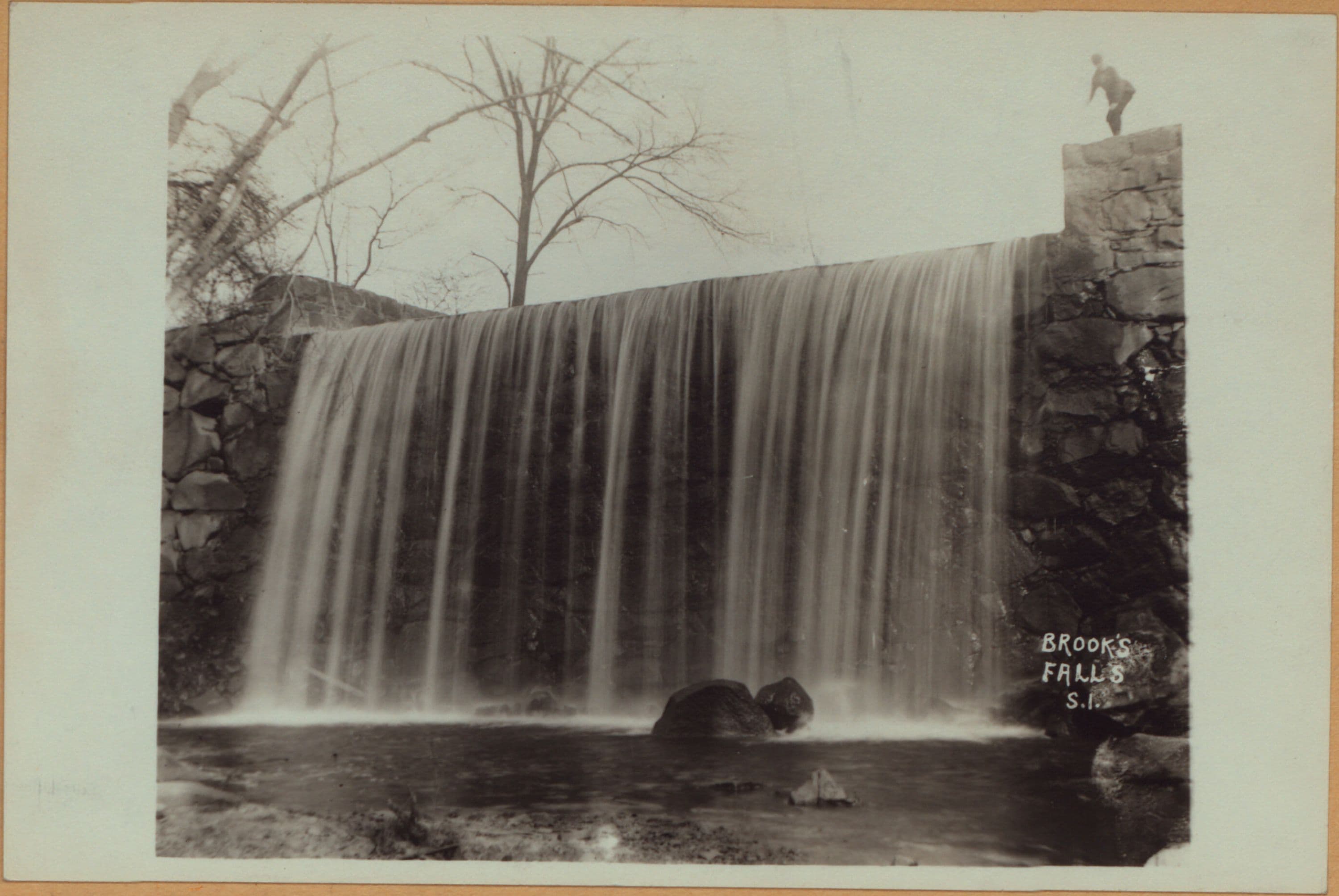 Richmond:] Staten Island - Clove Lakes Park - Brook's Falls.