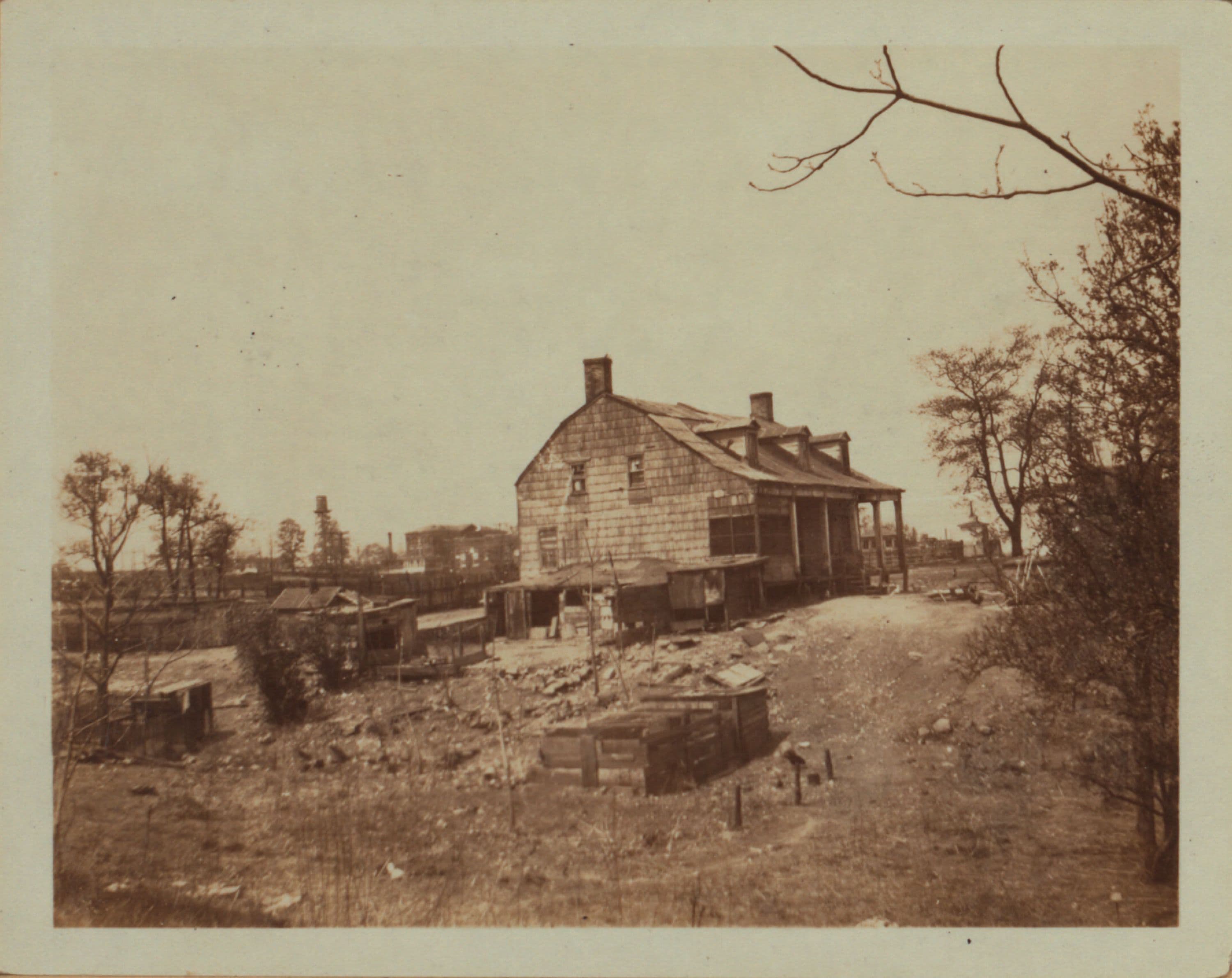 Queens: 31st Street - 20th Road