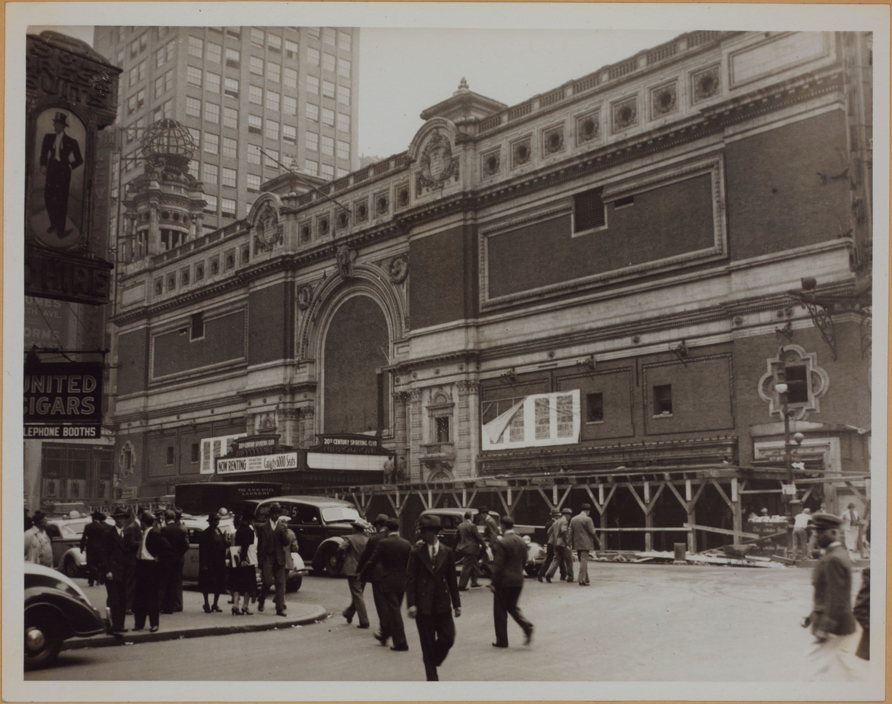 Manhattan: 6th Avenue - 43rd Street (West)