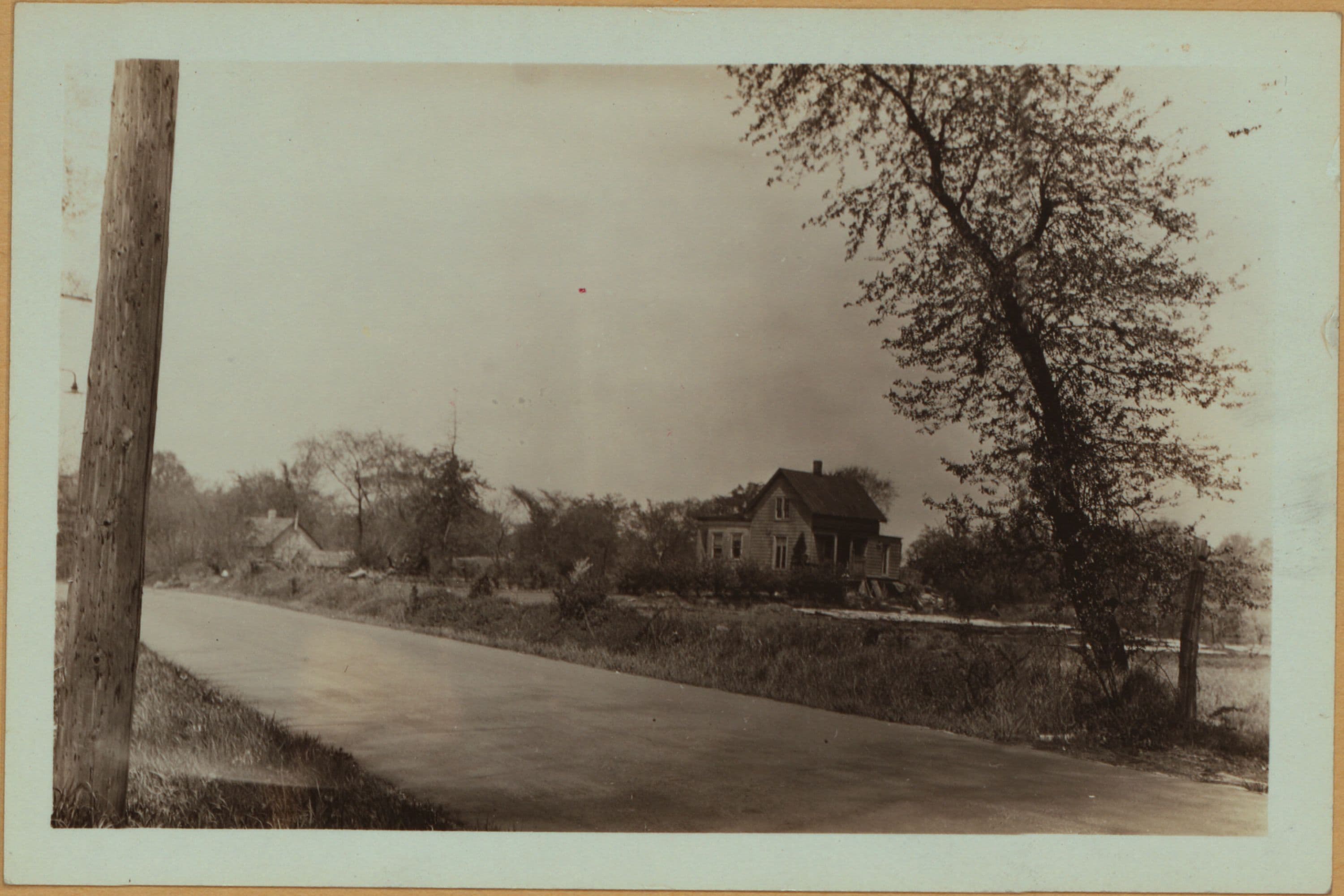 Richmond: Willowbrook Road - Collfield Avenue