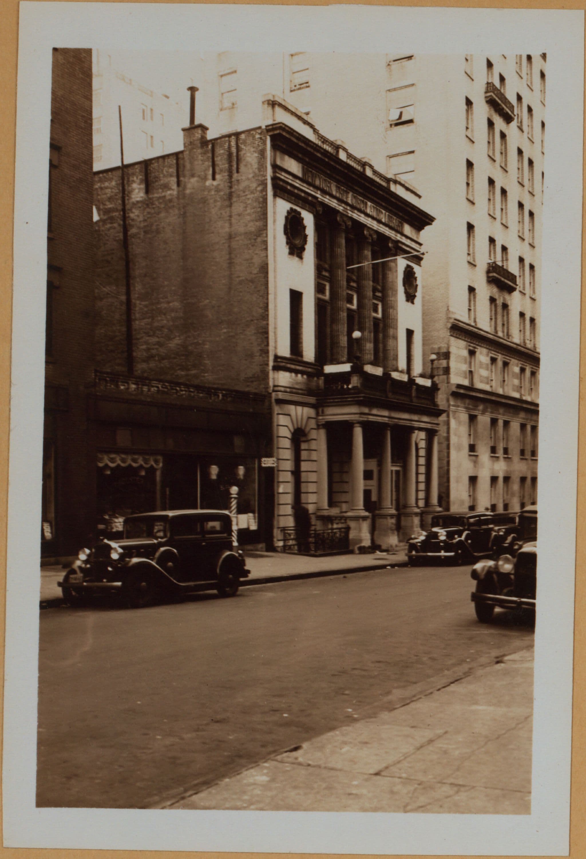 Manhattan: 100th Street (West) - Amsterdam Avenue