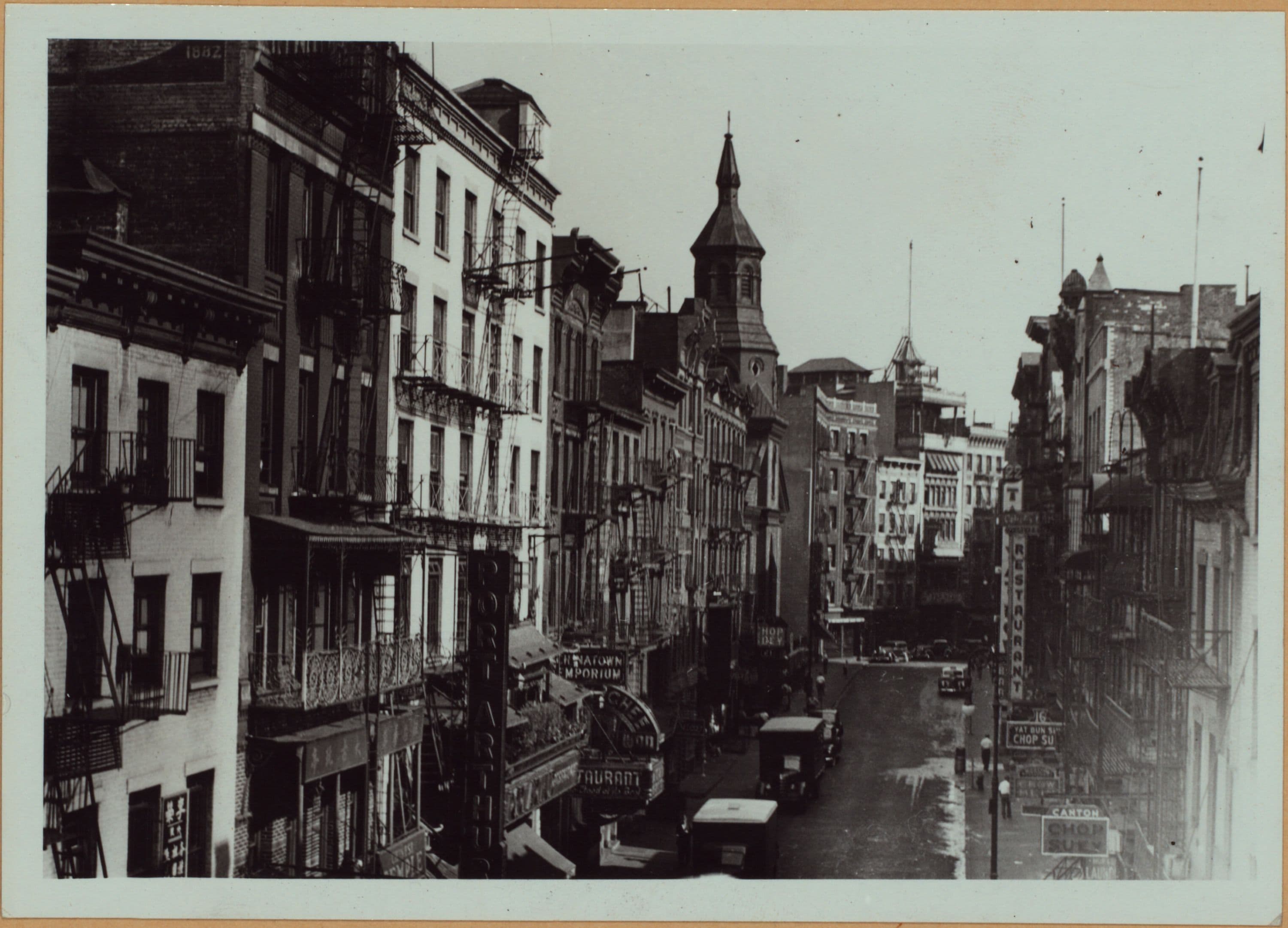 Manhattan: Mott Street - Pell Street